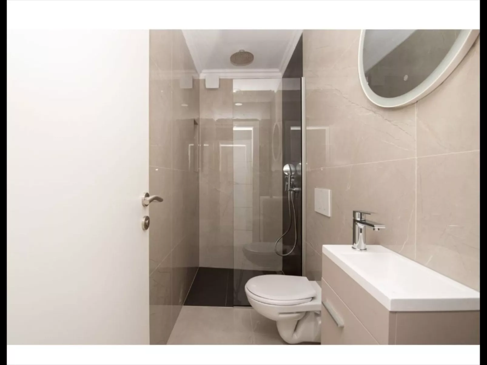 "Luxury Grey house" - Drinnen