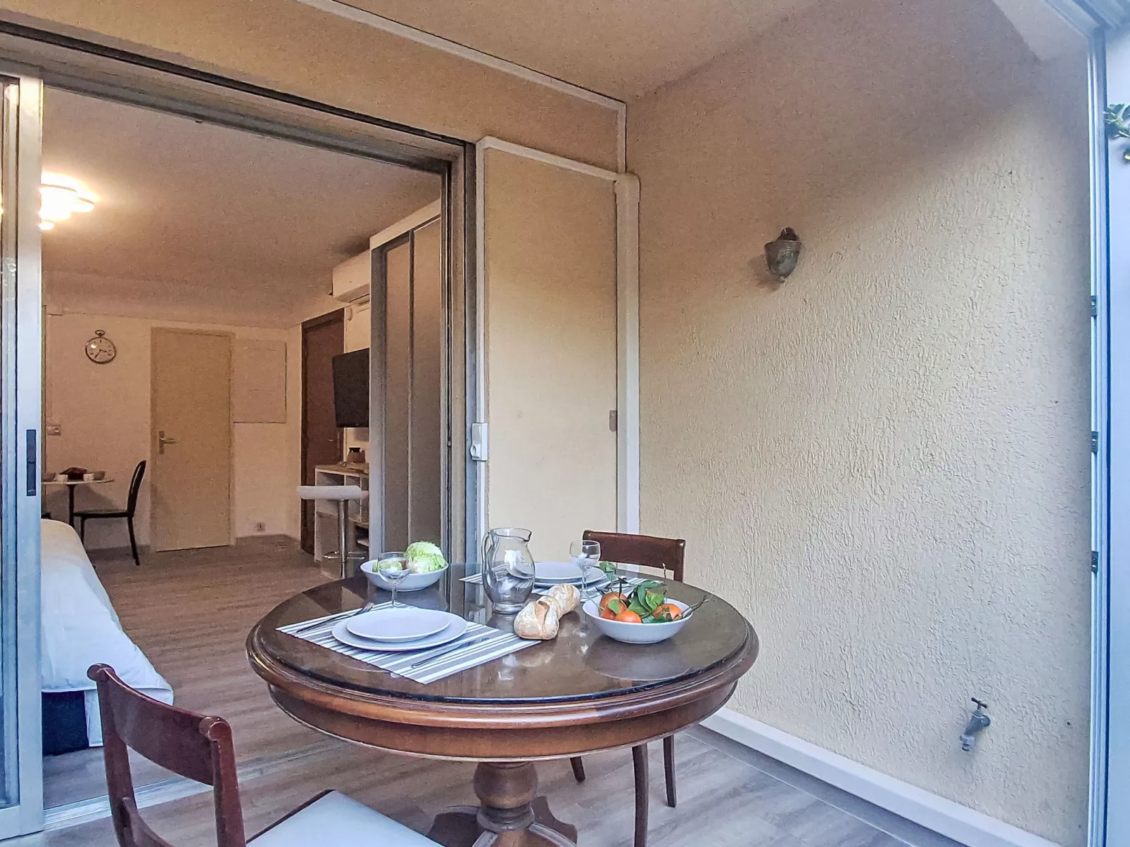 Les trinquettes - Drinnen