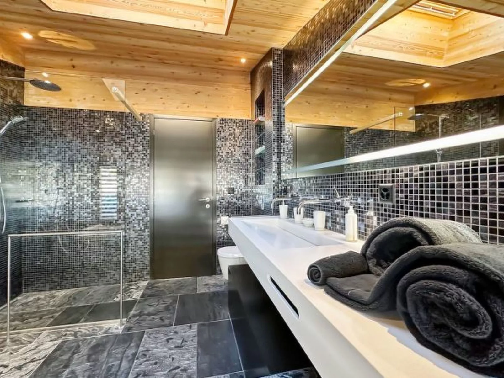 Crans Montana sous les Etoiles - Inside