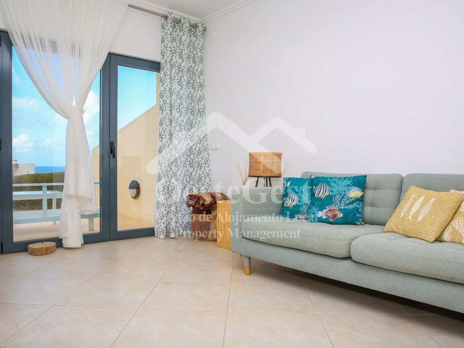 Haus Menezes - Dedans