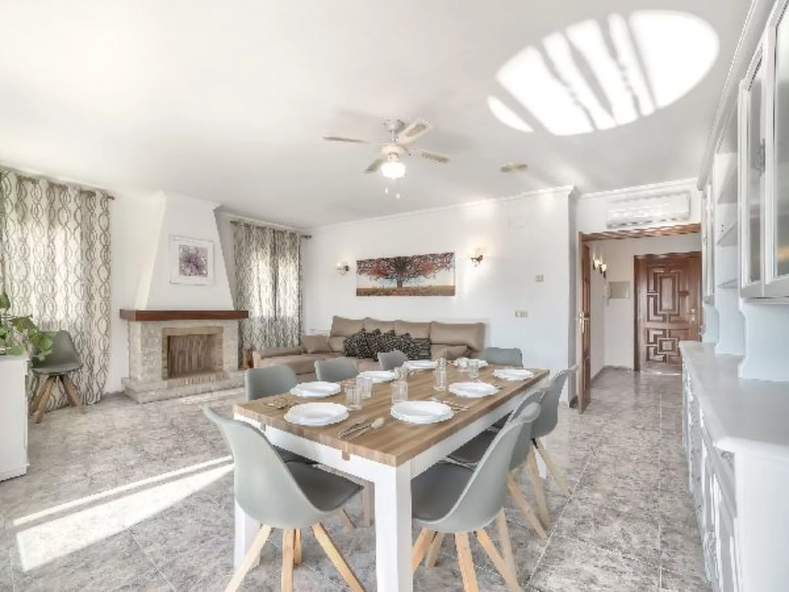 Villa Garrofer- PlusHolidays - Image-tags.info