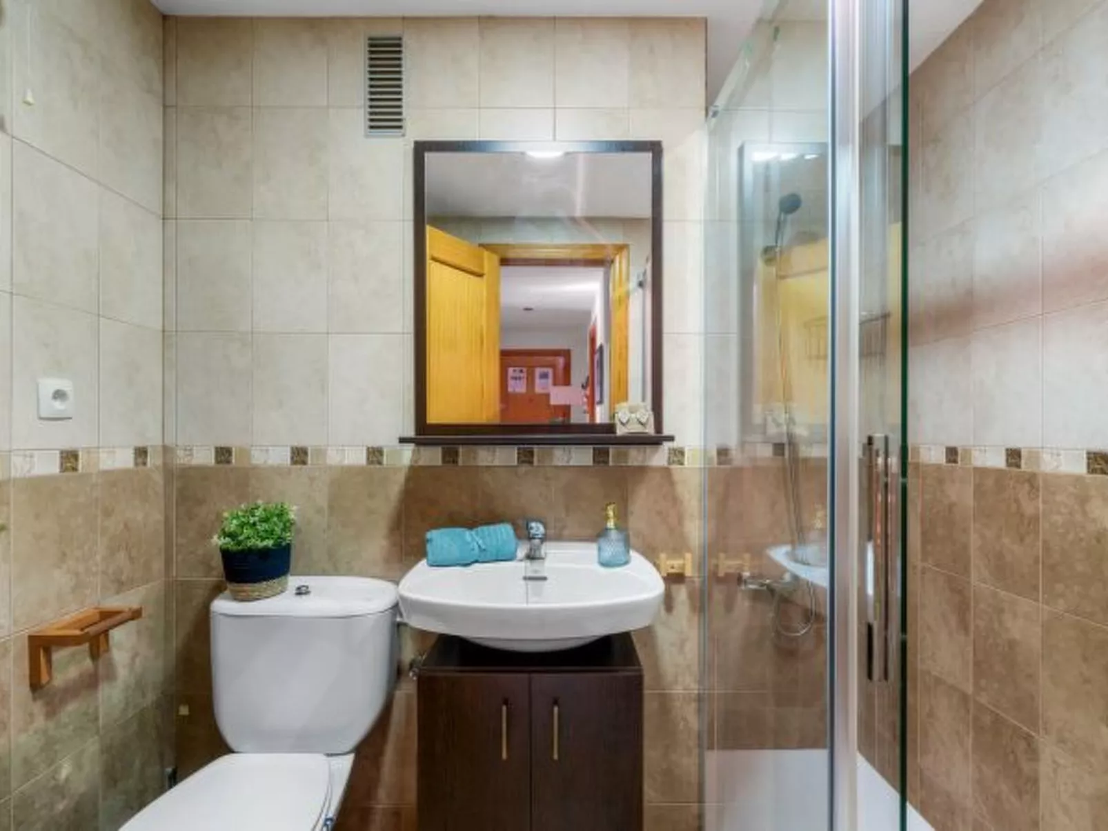 Apartment Zeus - PlusHolidays - Image-tags.info