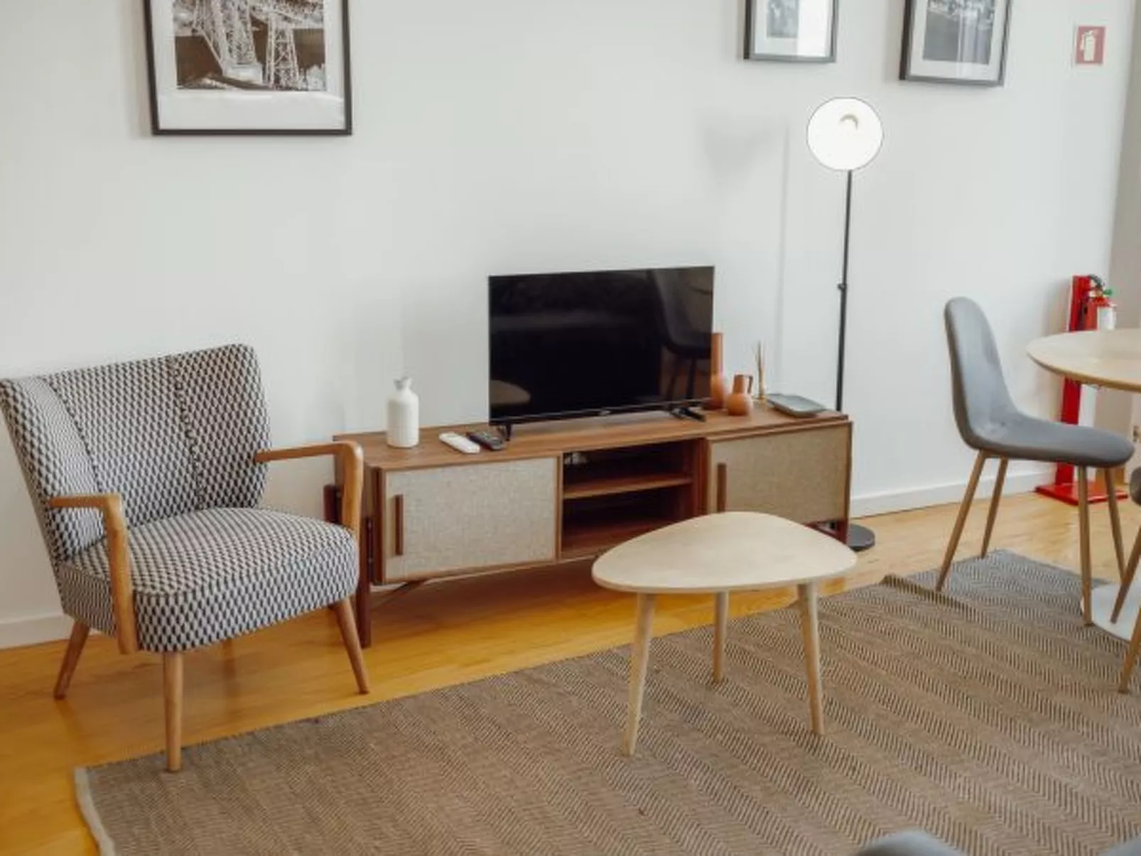 COURTYARD OPORTO DESIGN APARTMENT F - Inside