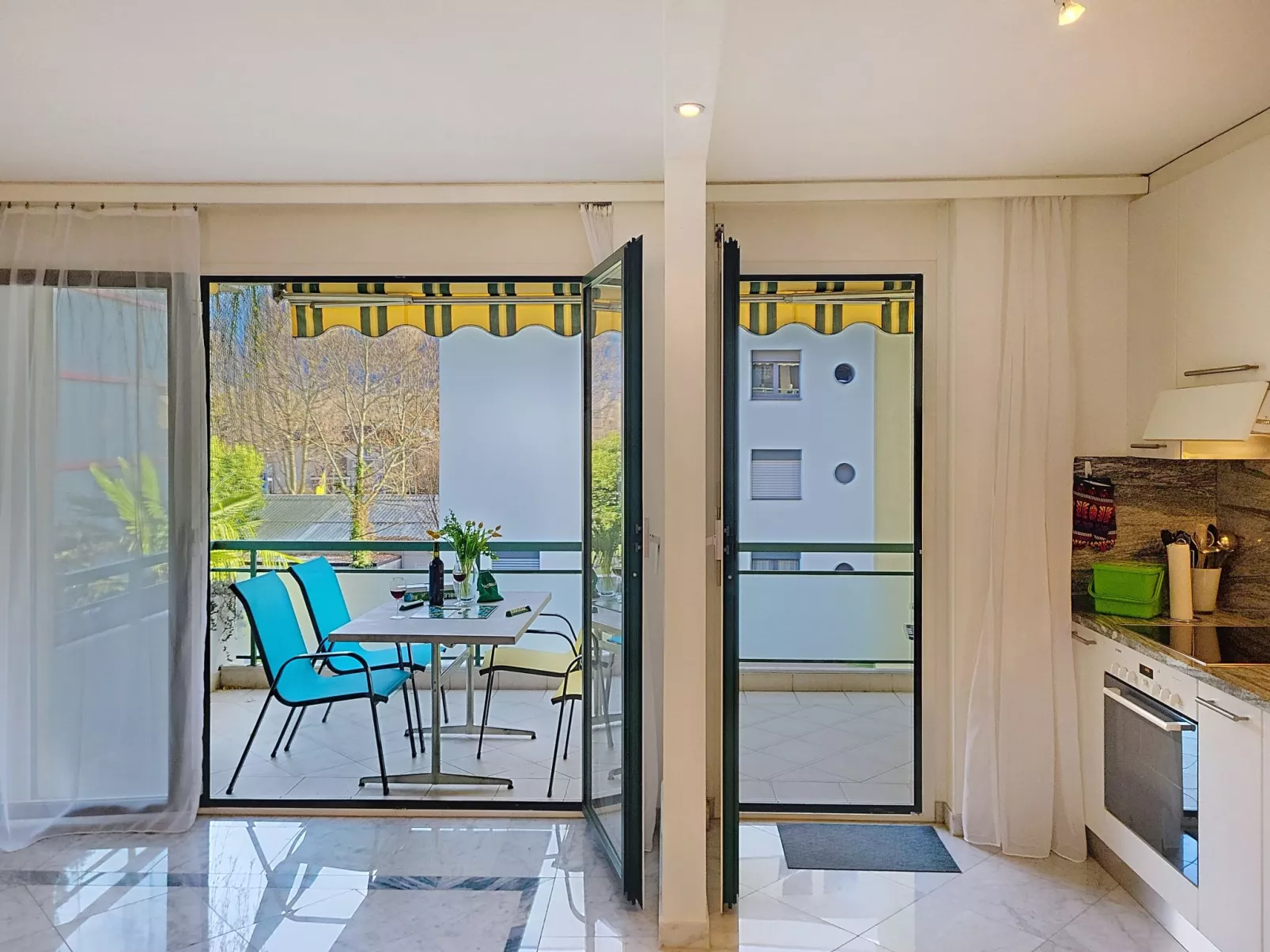 Apt. Hermosa - Inside