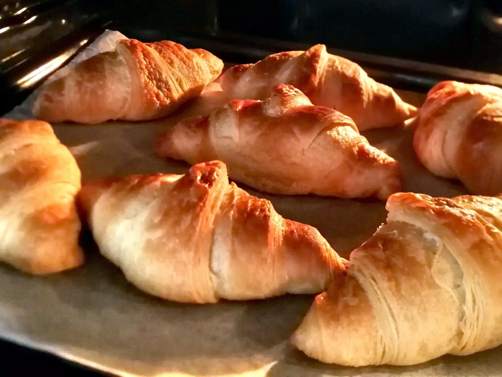 In Azzano D'asti mit Kleiner Terrasse - Image-tags.info