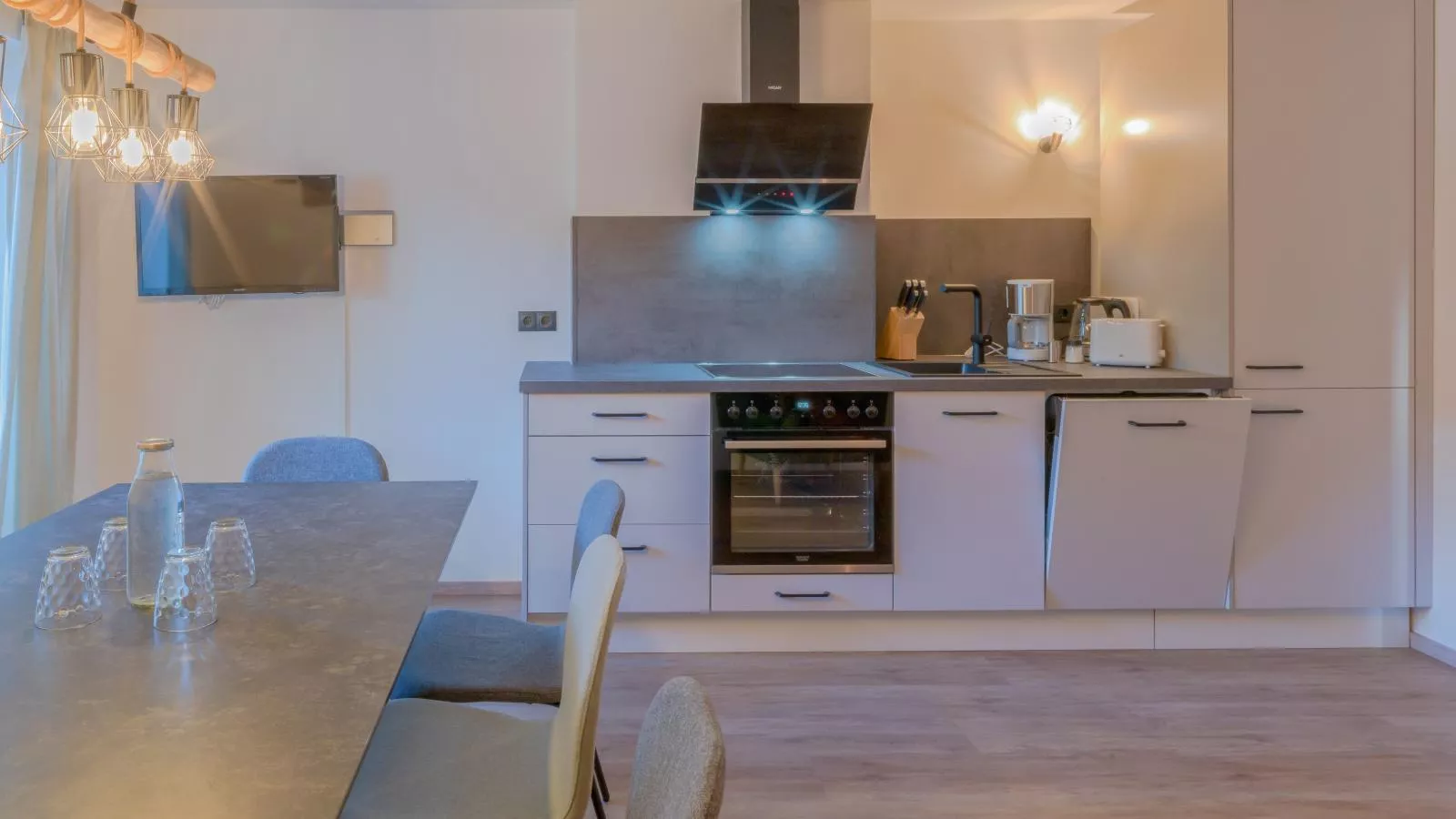 Tirolee Marchegg 2 OG Top 4-Kitchen
