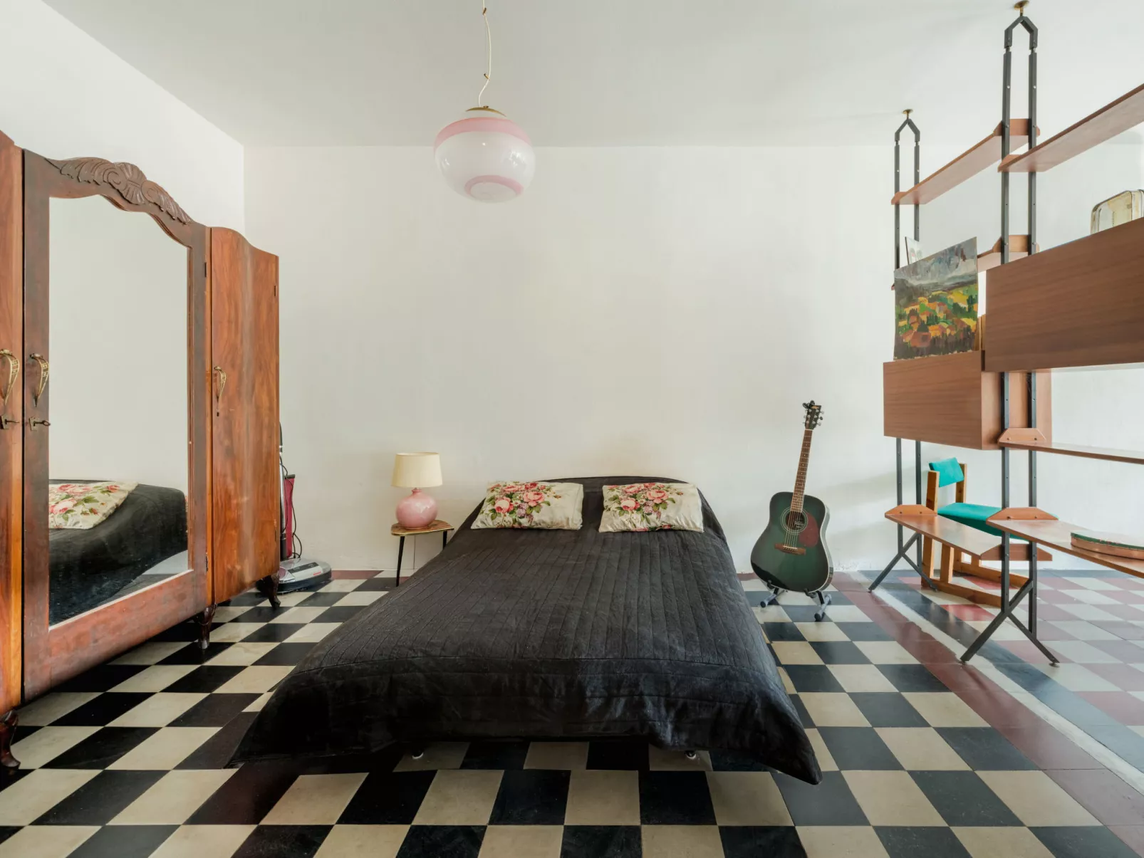 Sabine´s apartment - Dedans