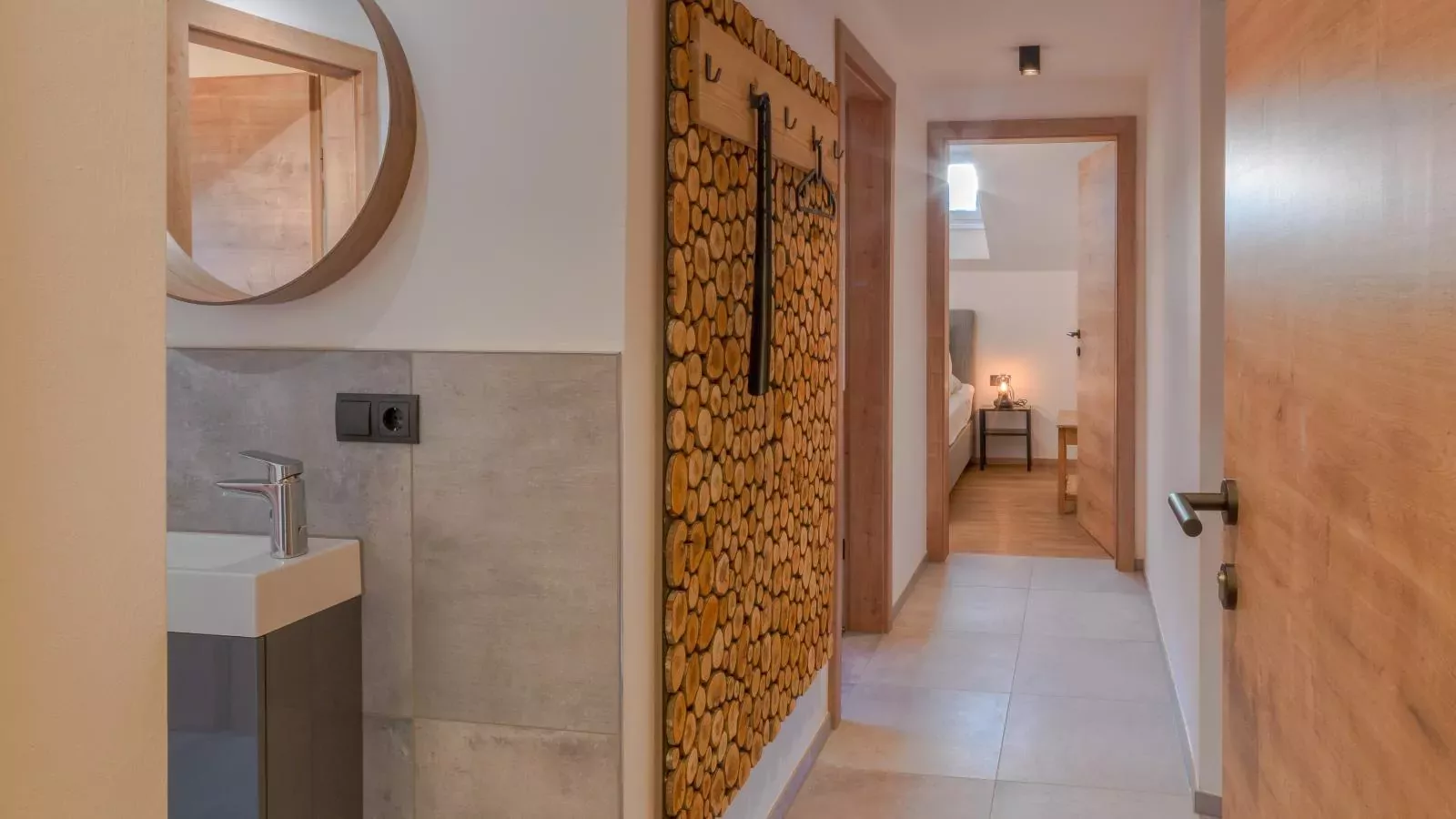 Tirolee Marchegg 2 OG Top 4-Bathroom
