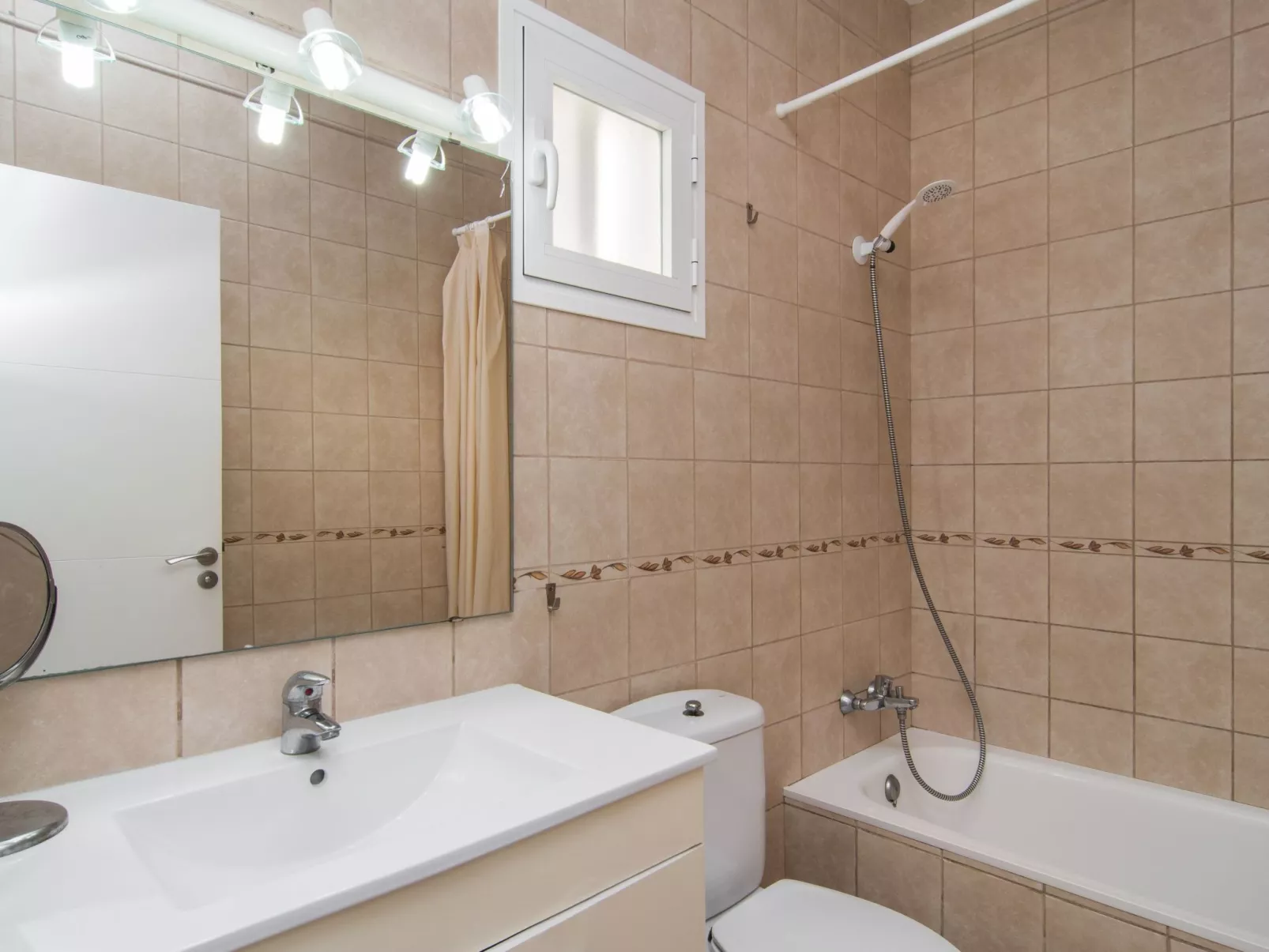 Bungalow Playa D'Or - Drinnen