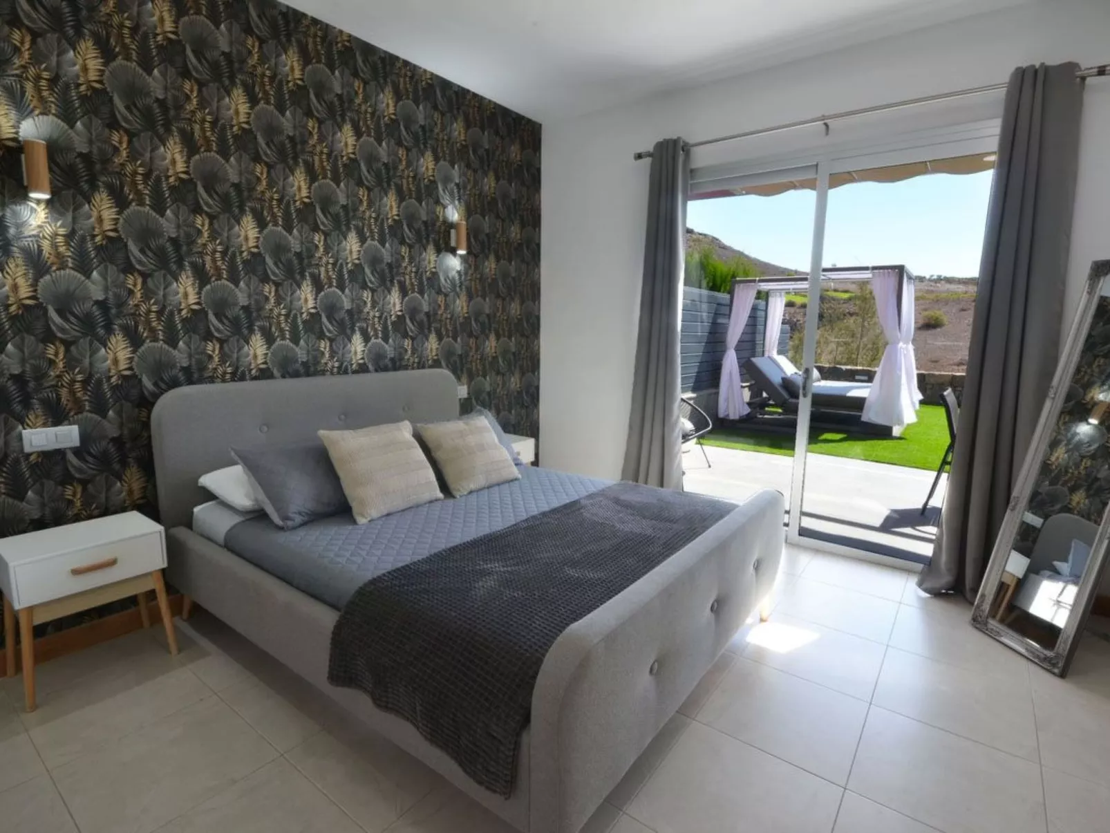 Villa für 4 Personen mit Schwimmbad und balinesi - Draußen