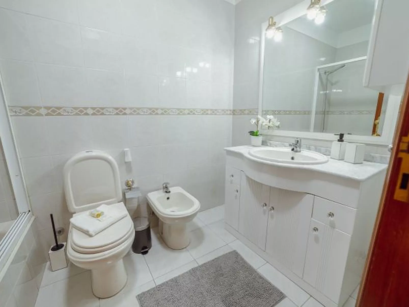 MATOSINHOS CENTER PREMIUM APARTMENT by VACATIONY - Inside