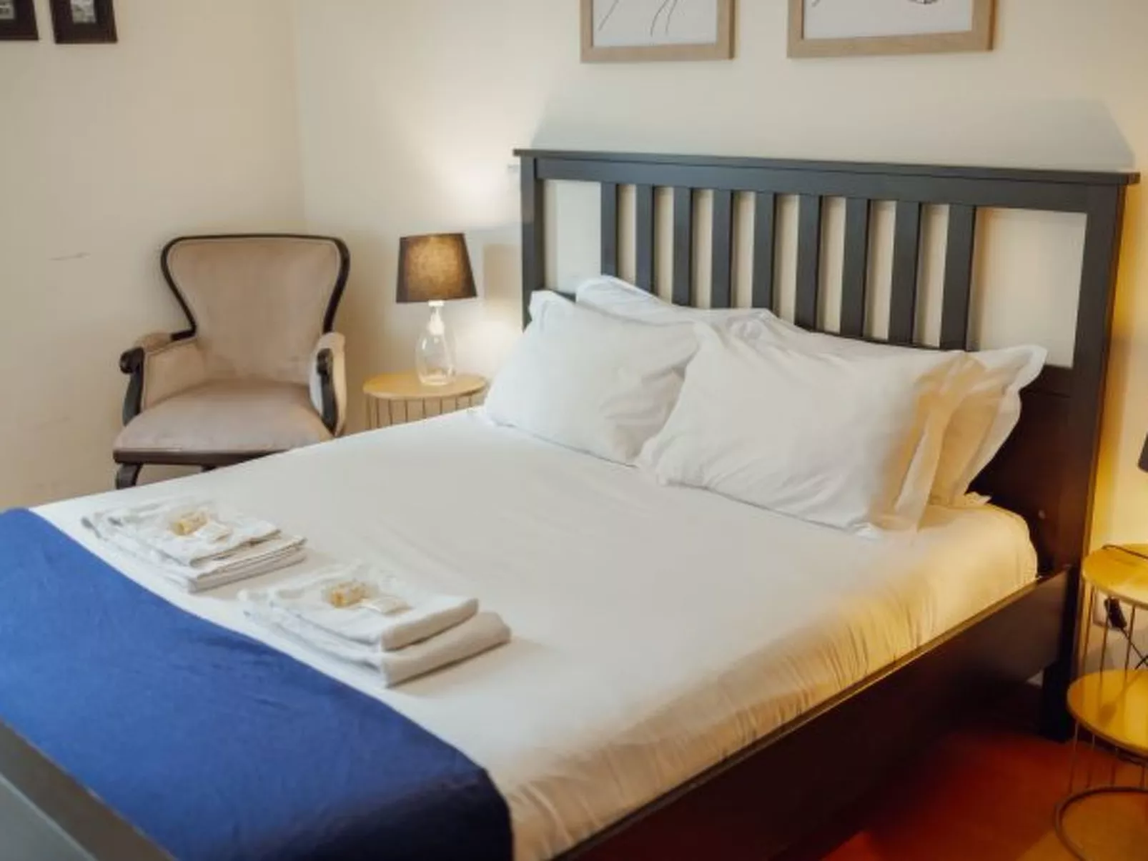 DOWNTOWN DELUXE 6 by VACATIONY - Drinnen