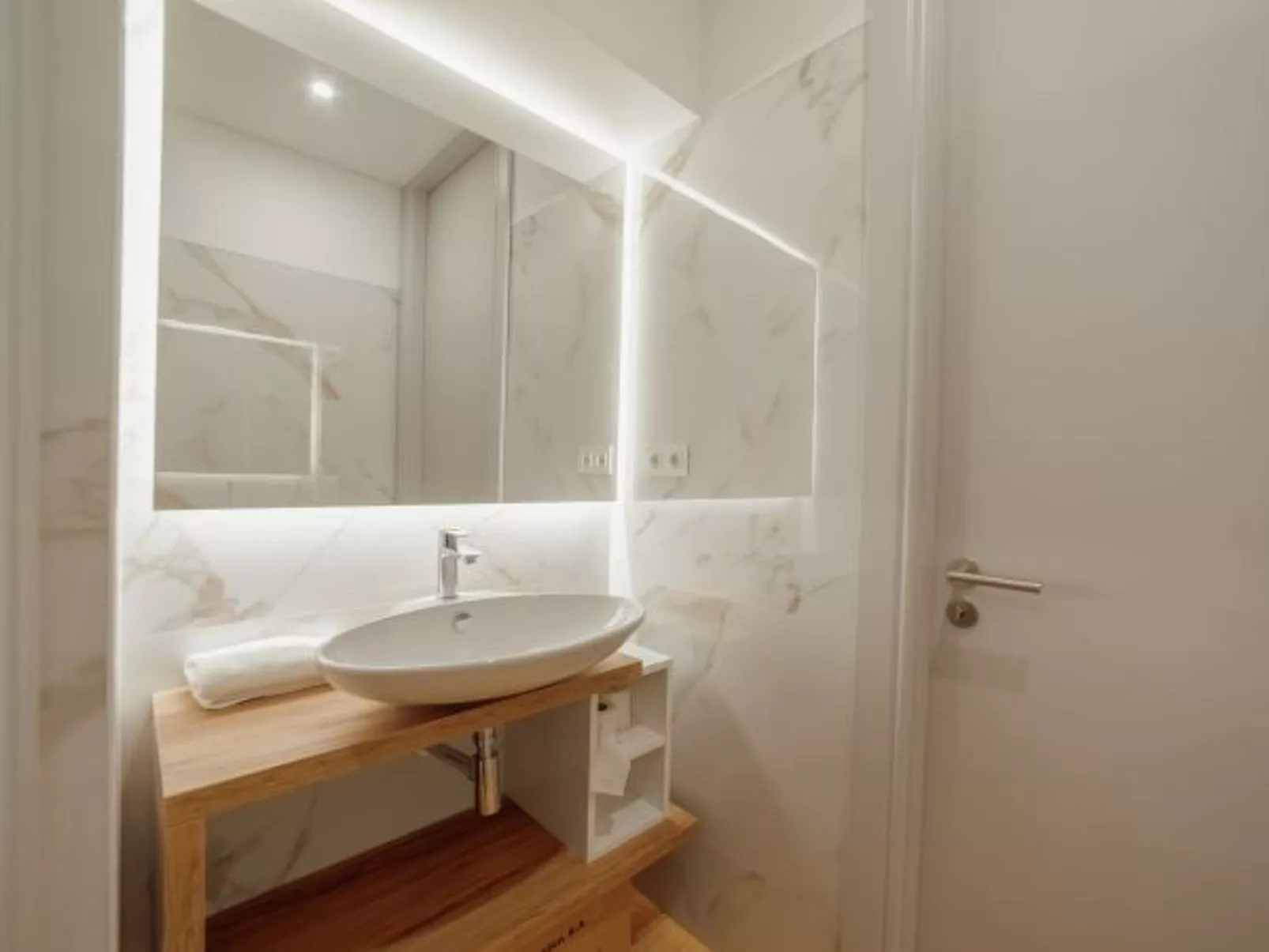 HEART OF PORTO APARTMENT A by VACATIONY - Drinnen