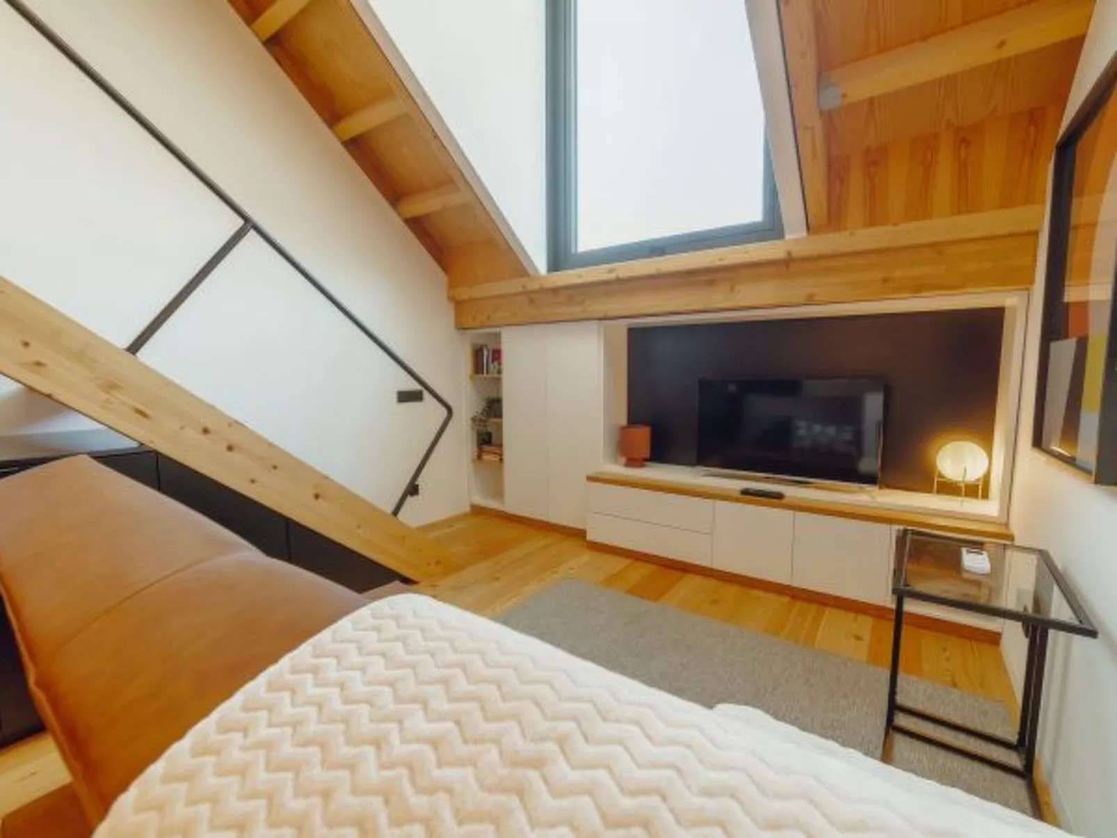 ELEGANT DOWNTOWN APARTMENT by VACATIONY - Dedans