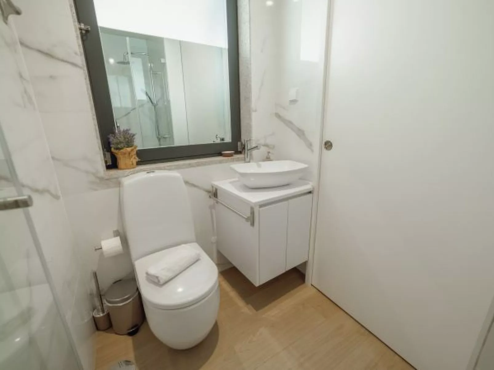 CARMO RESIDENCE PORTO - S. ANTONIO by VACATIONY - Dedans