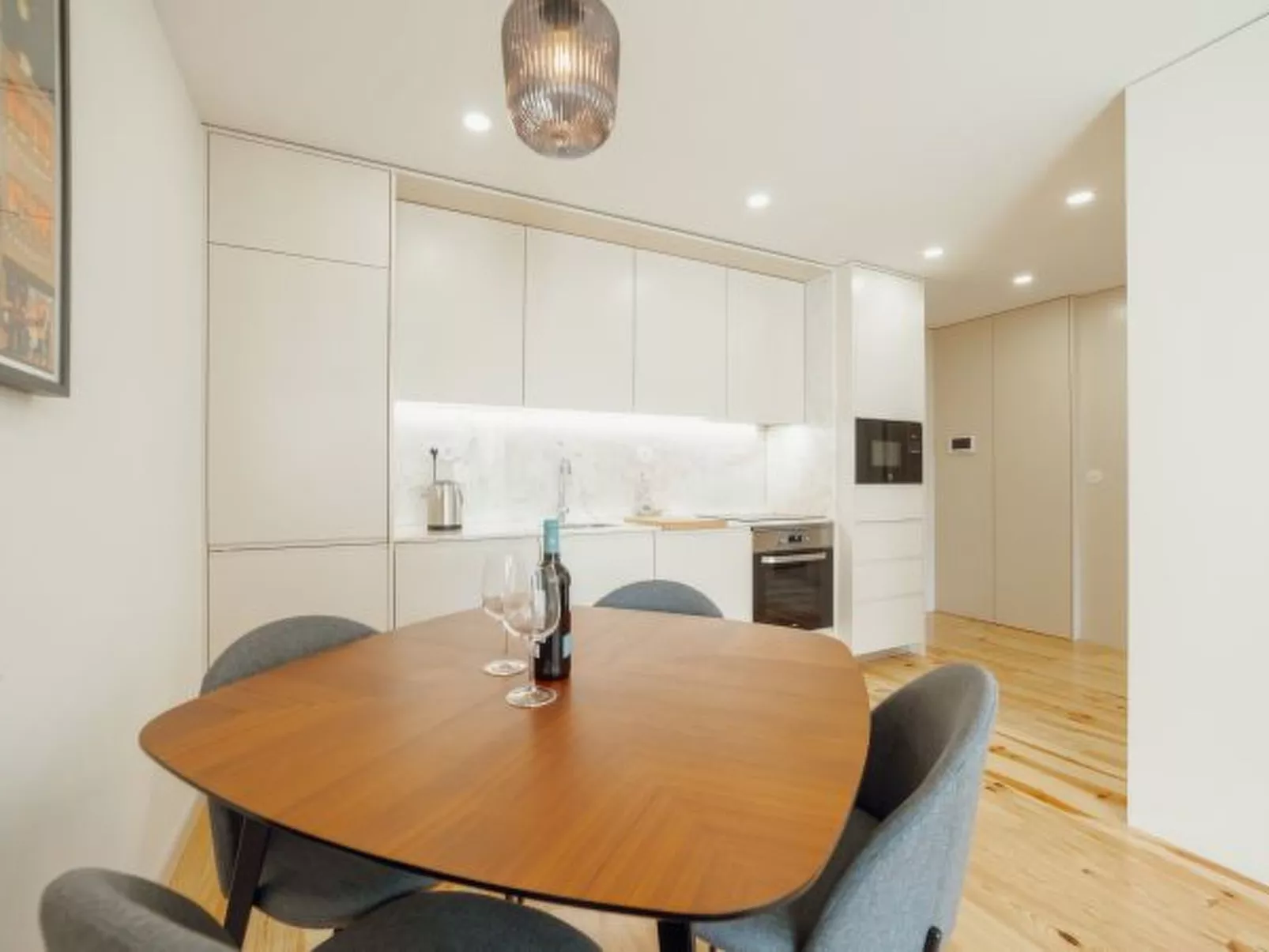 GAIA PREMIUM B APARTMENT by VACATIONY - Inside