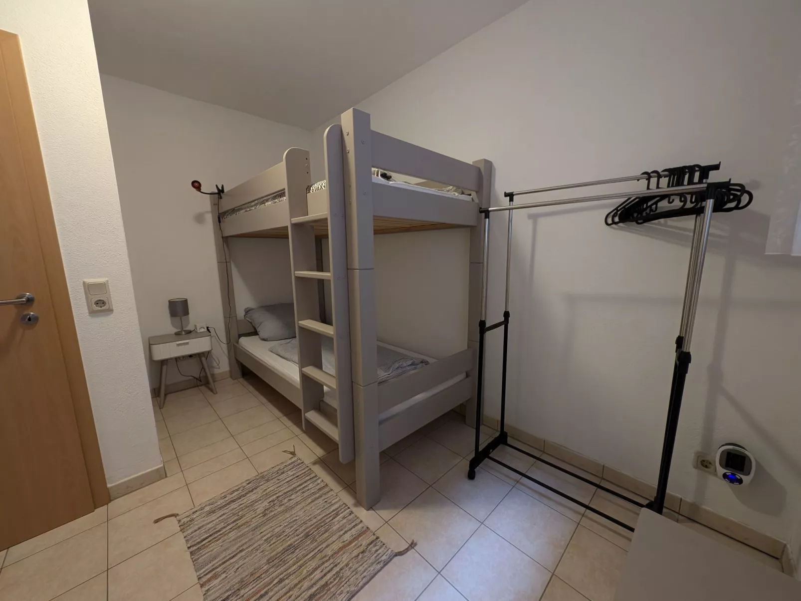 Look wide - Image-tags.info