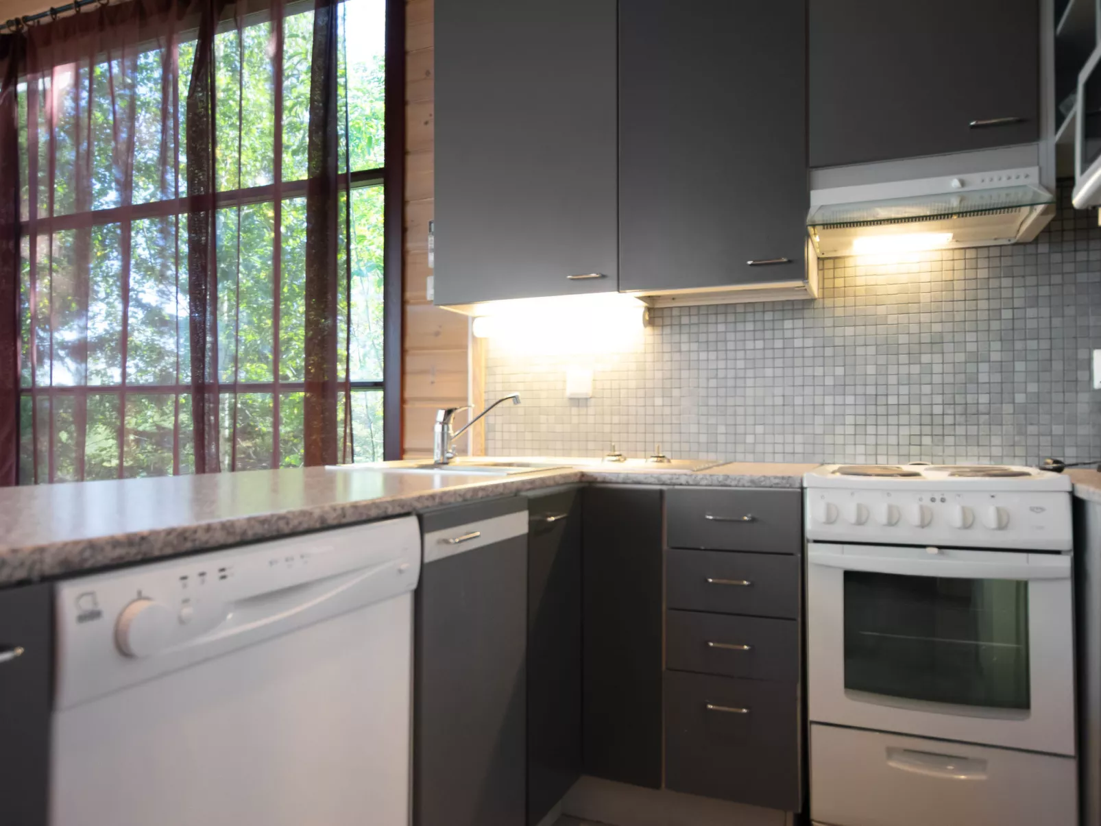 Tiirinniemi 27 a - Inside