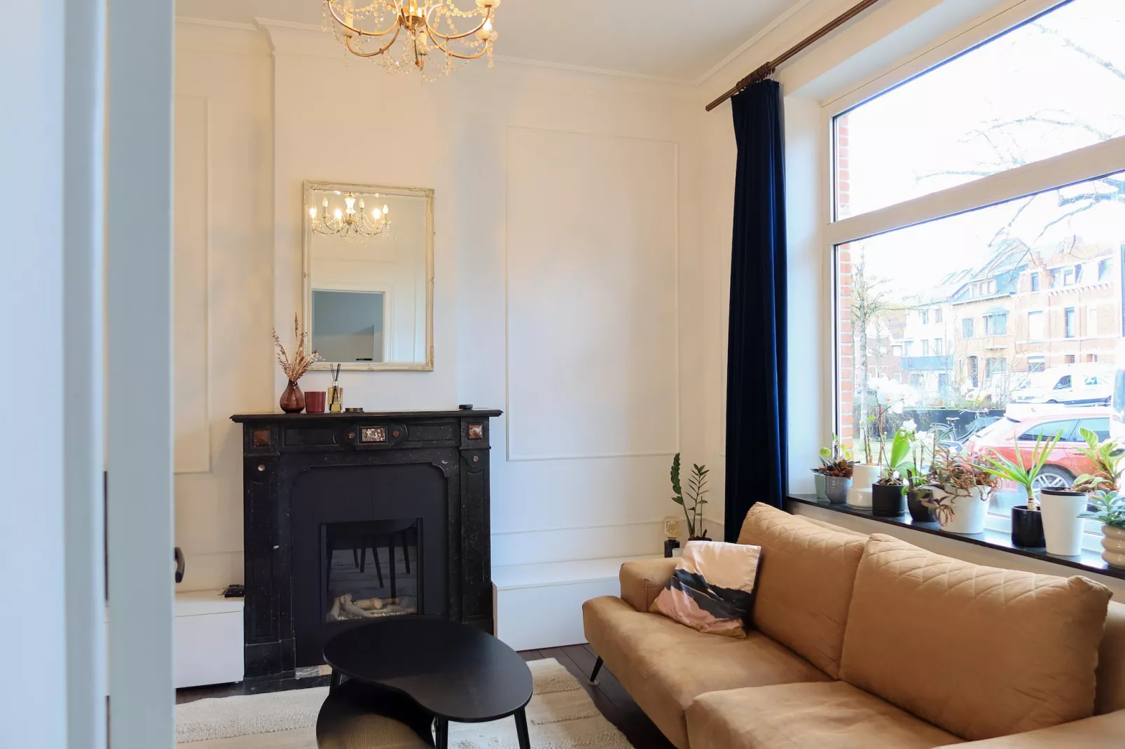 Cosy Courtyard House Hasselt - Wohnzimmer