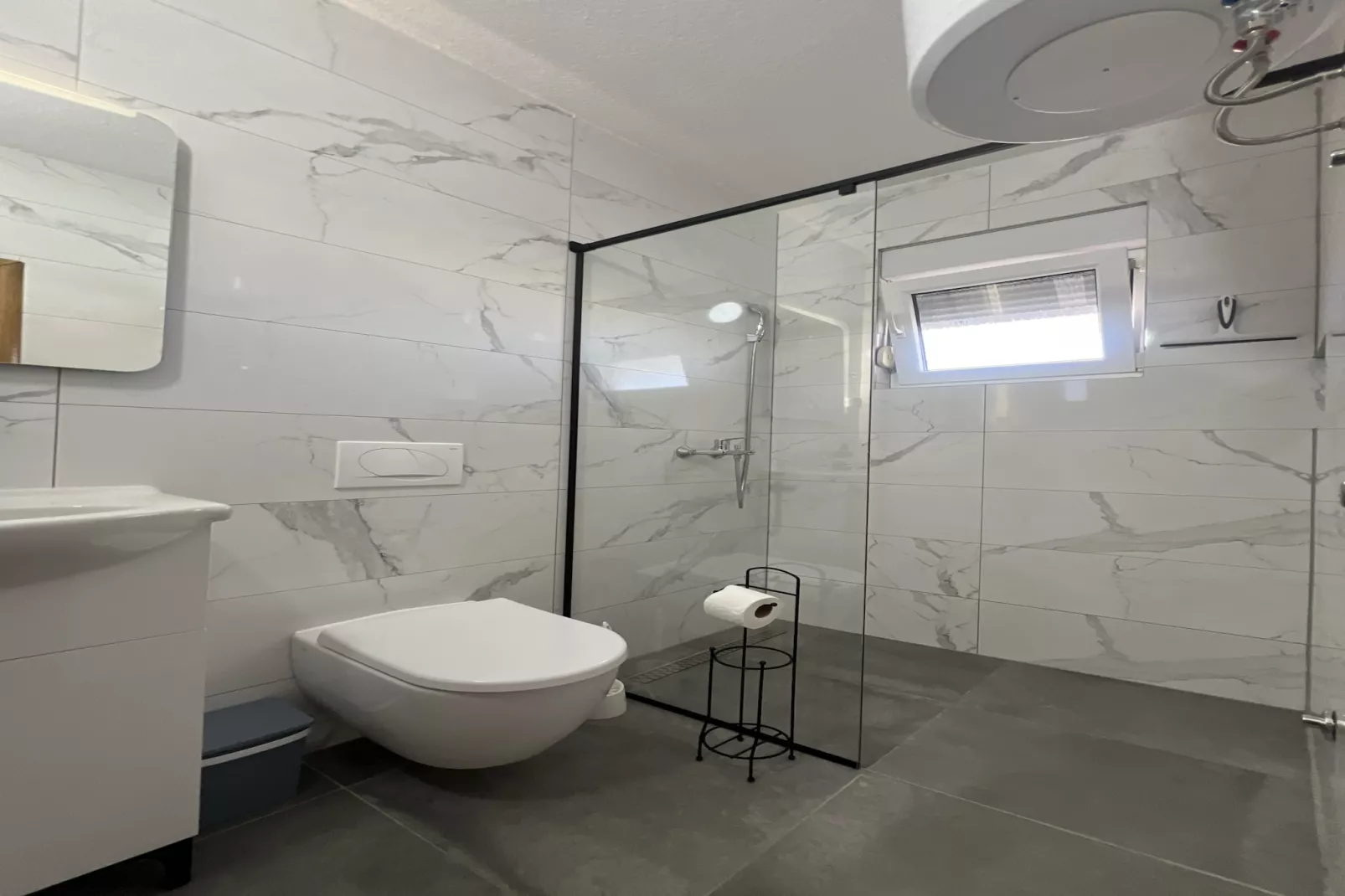 Apartment Lavaran 4 - Bathroom