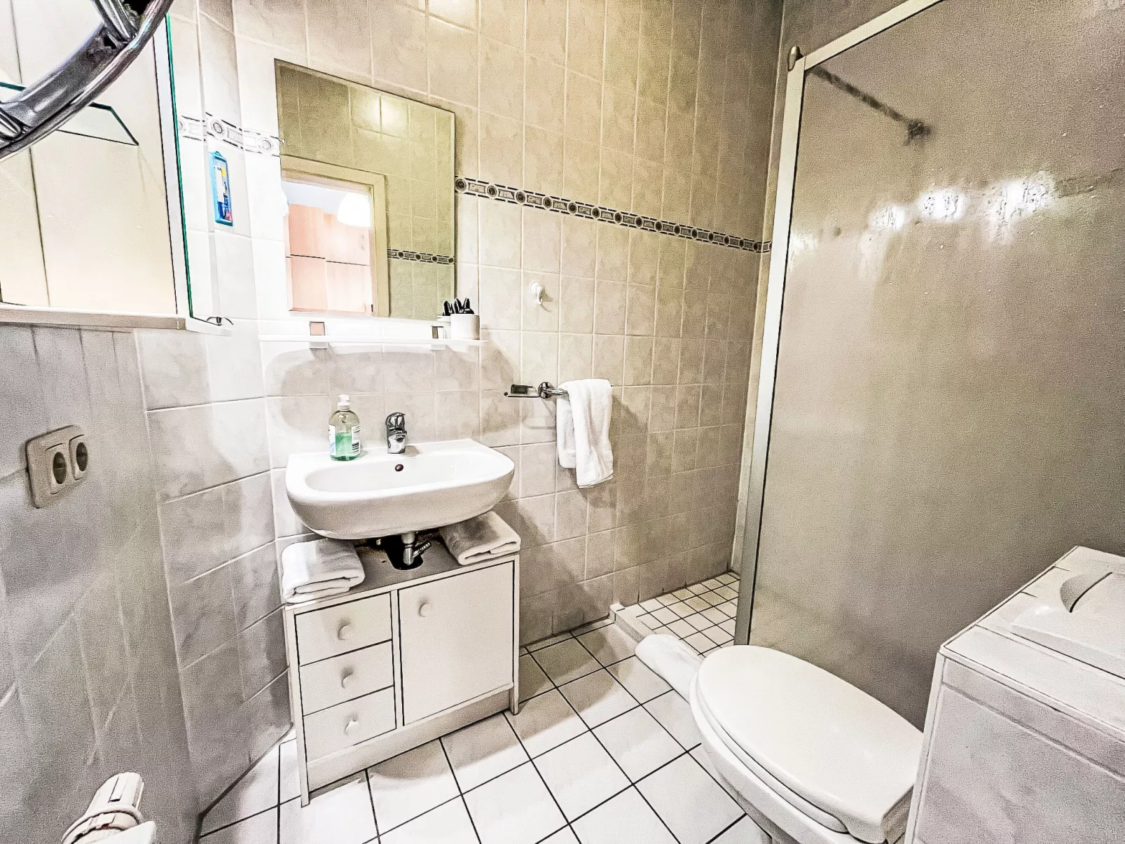 Bergstraße - Drinnen