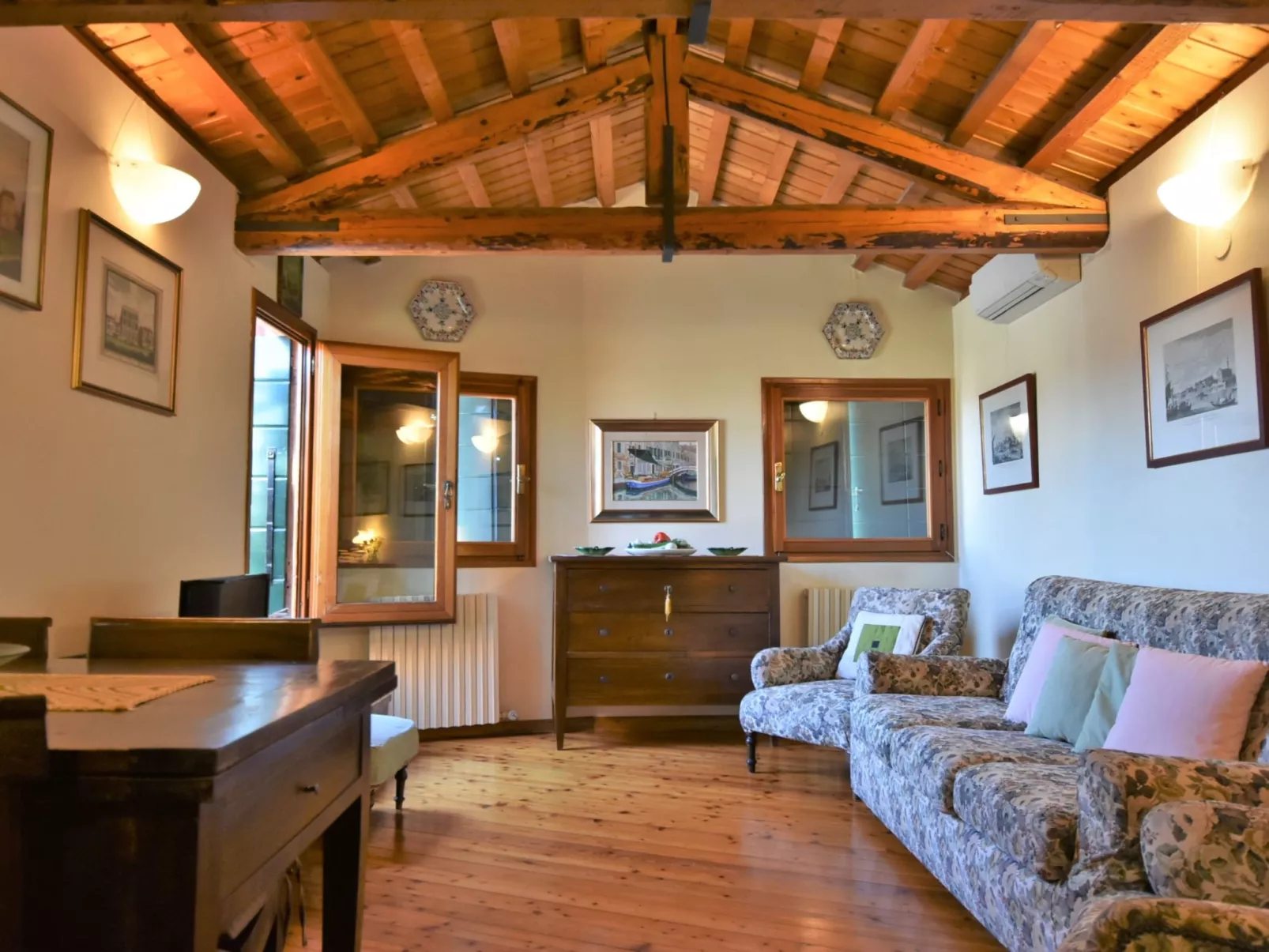 Fondamenta del Rielo - Inside