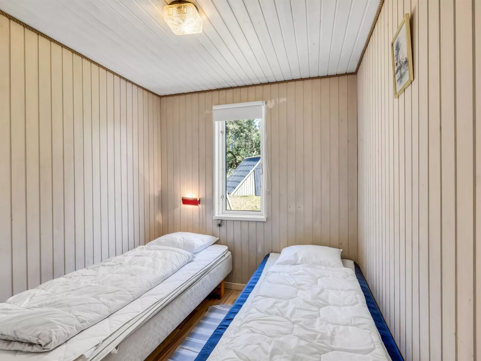 "Jonnhild" - 700m from the sea - Inside