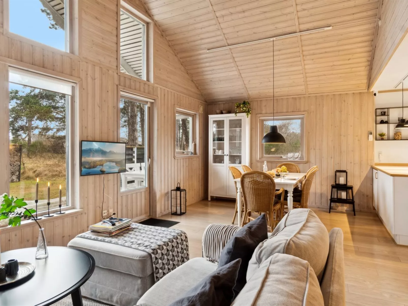 "Lavrens" - 300m from the sea - Inside