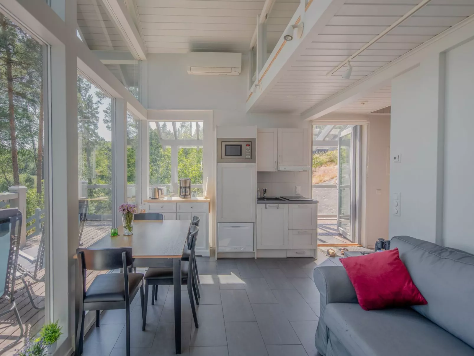 Sjöboda sea - Inside