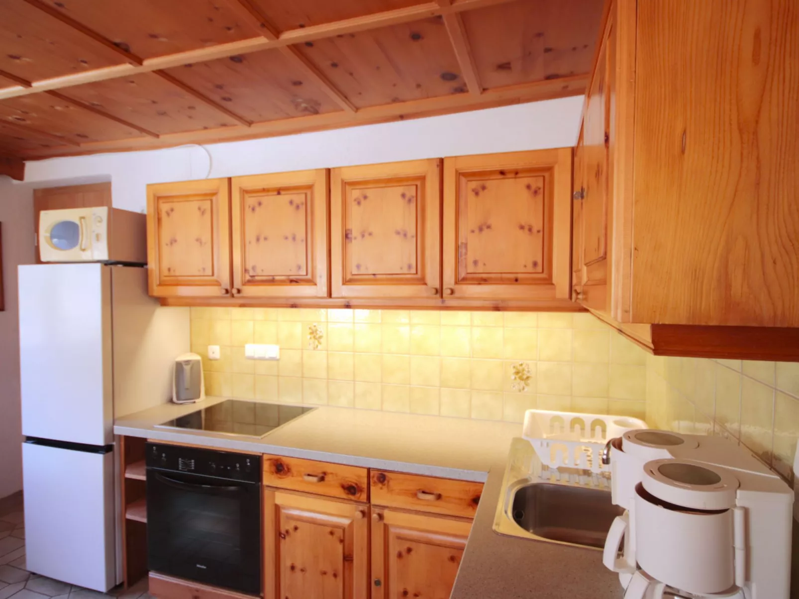 Garni Regina - Inside