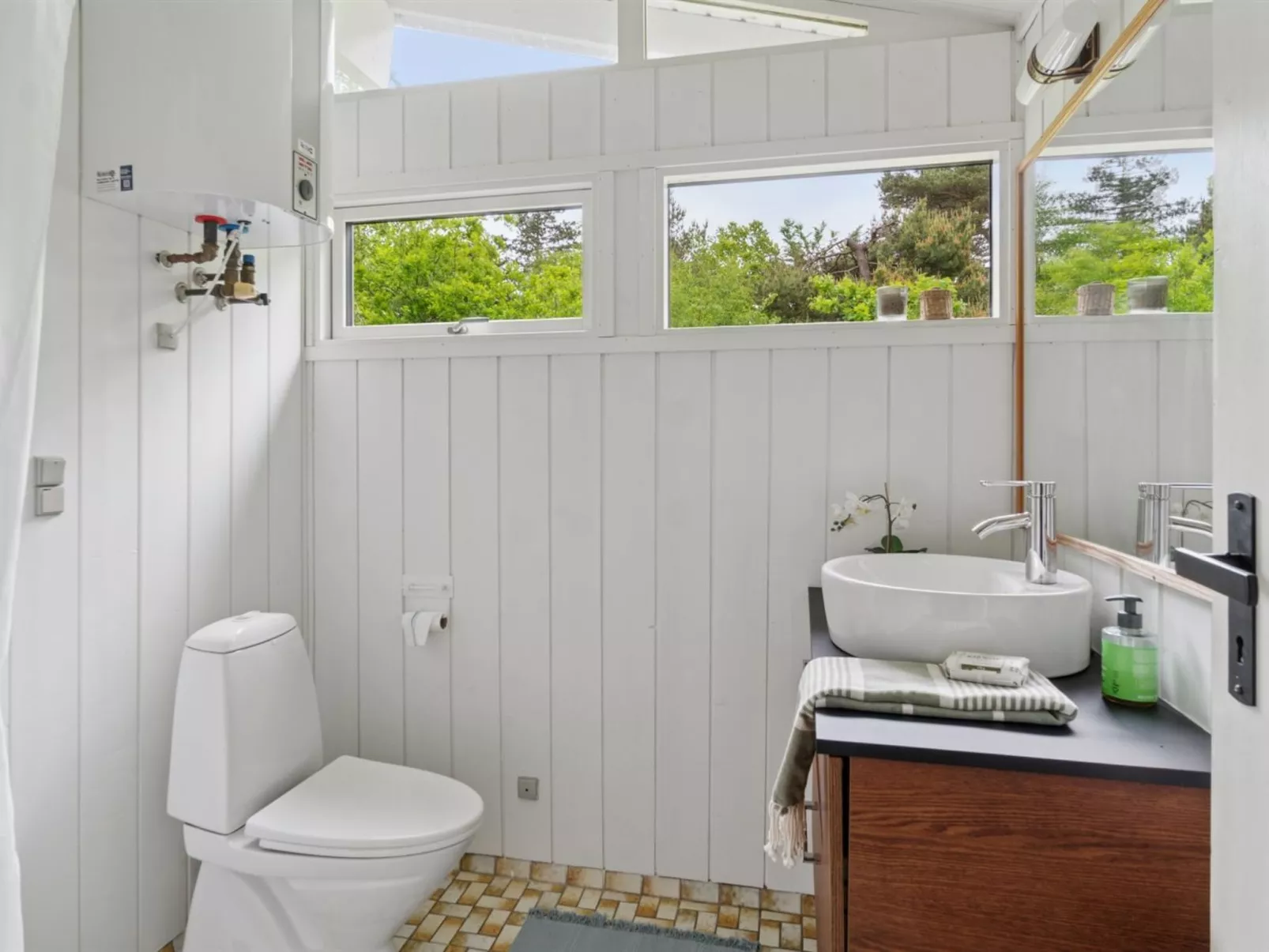 "Sylvana" -  from the sea - Inside