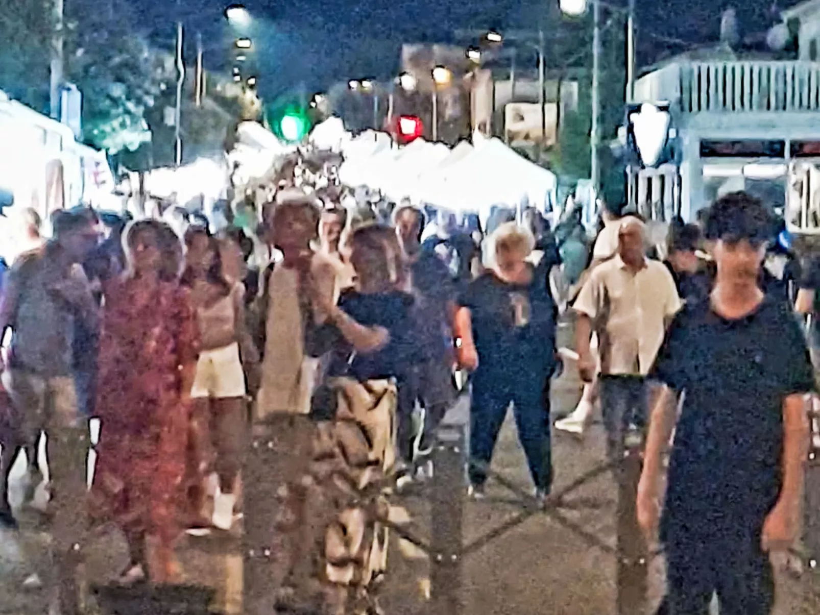 Irene, dolce brezza - Outside