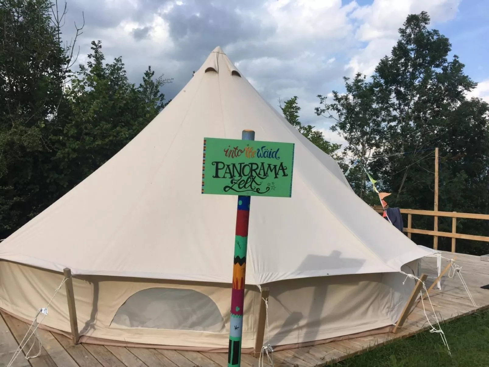 Zeltferien Into the Wäid "Panoramazelt" - Image-tags.info