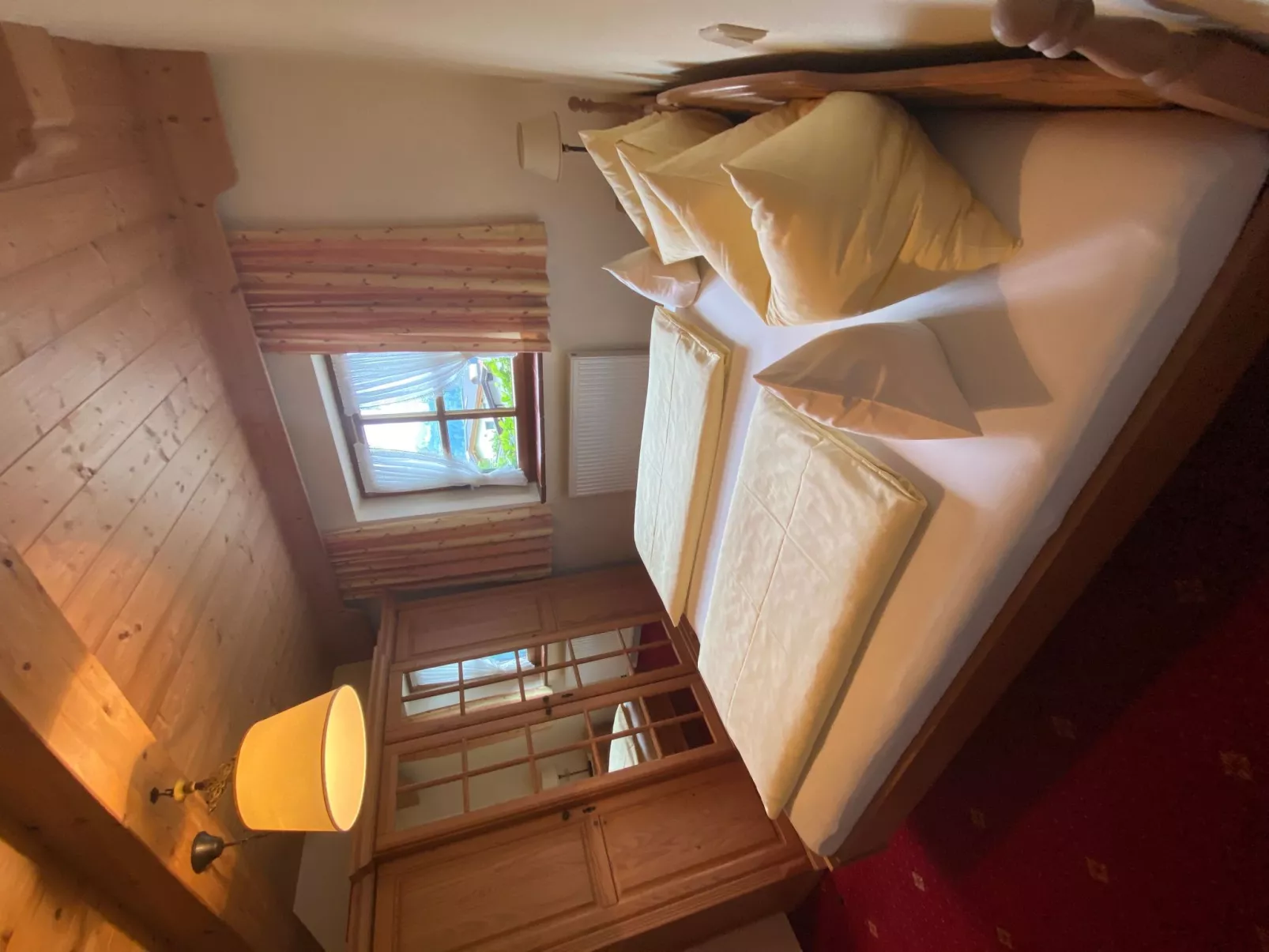 In ruhiger Lage nahe am See - Drinnen