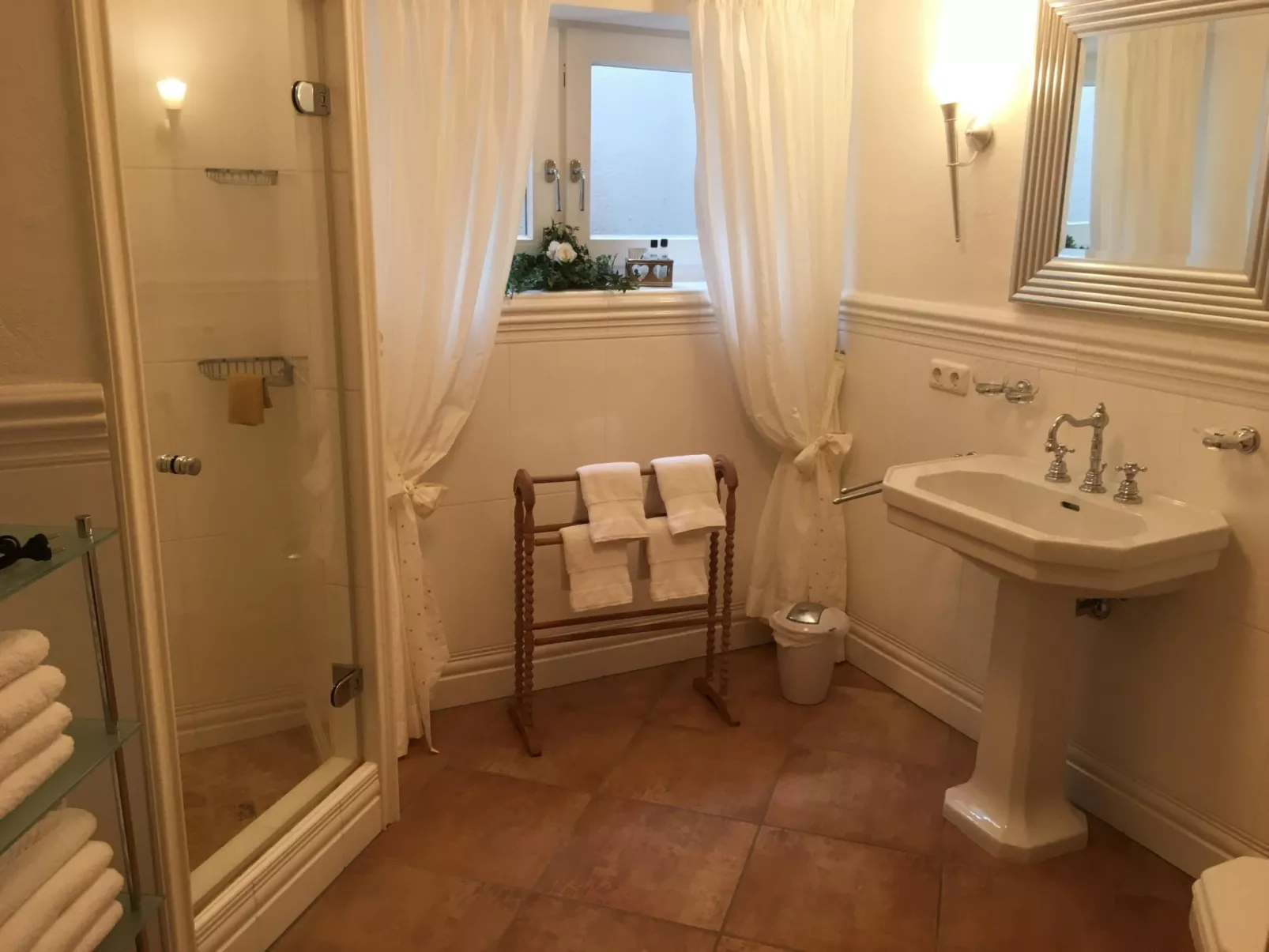 Idyllische Ferienwohnung in sonniger Hanglage - Drinnen