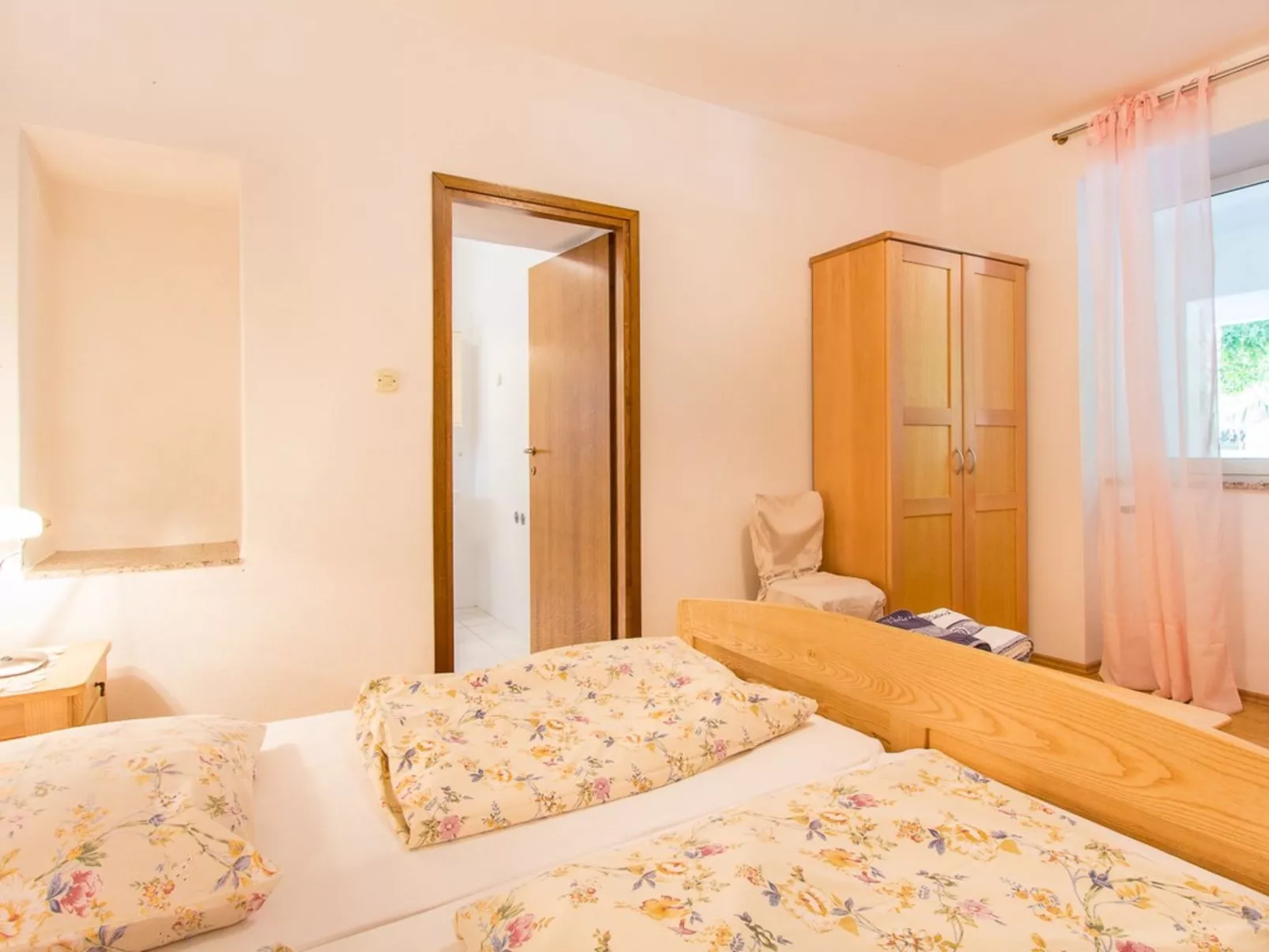 House Vjera - Drinnen