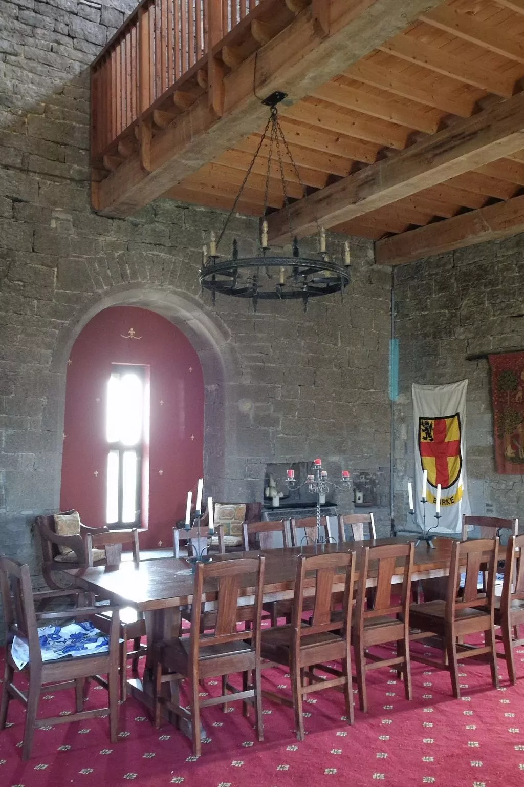 Schloss Ballindooley - Inside