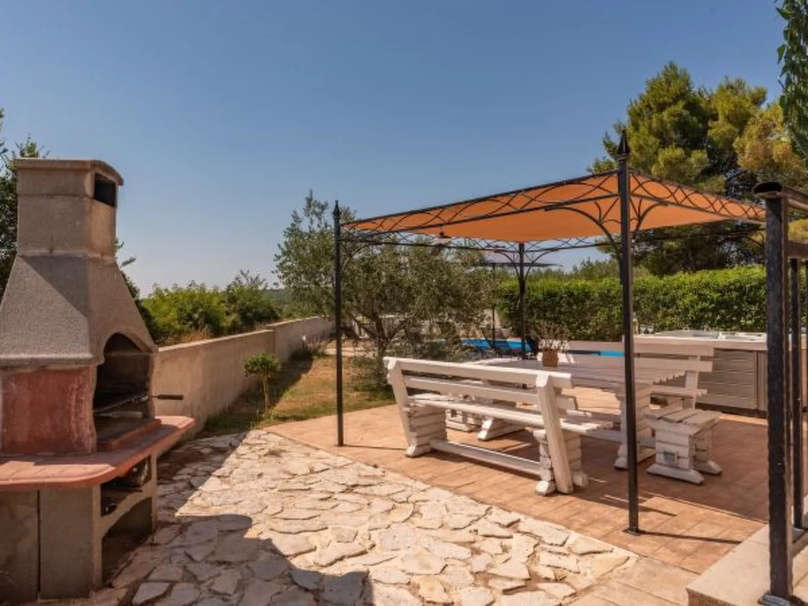 Holiday house Tina with jacuzzi and pool - Image-tags.info