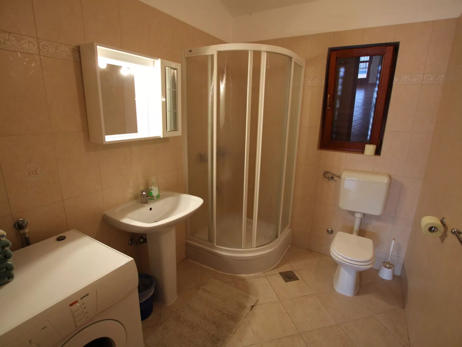 Villa Neela / HR-11039-01 - Image-tags.info