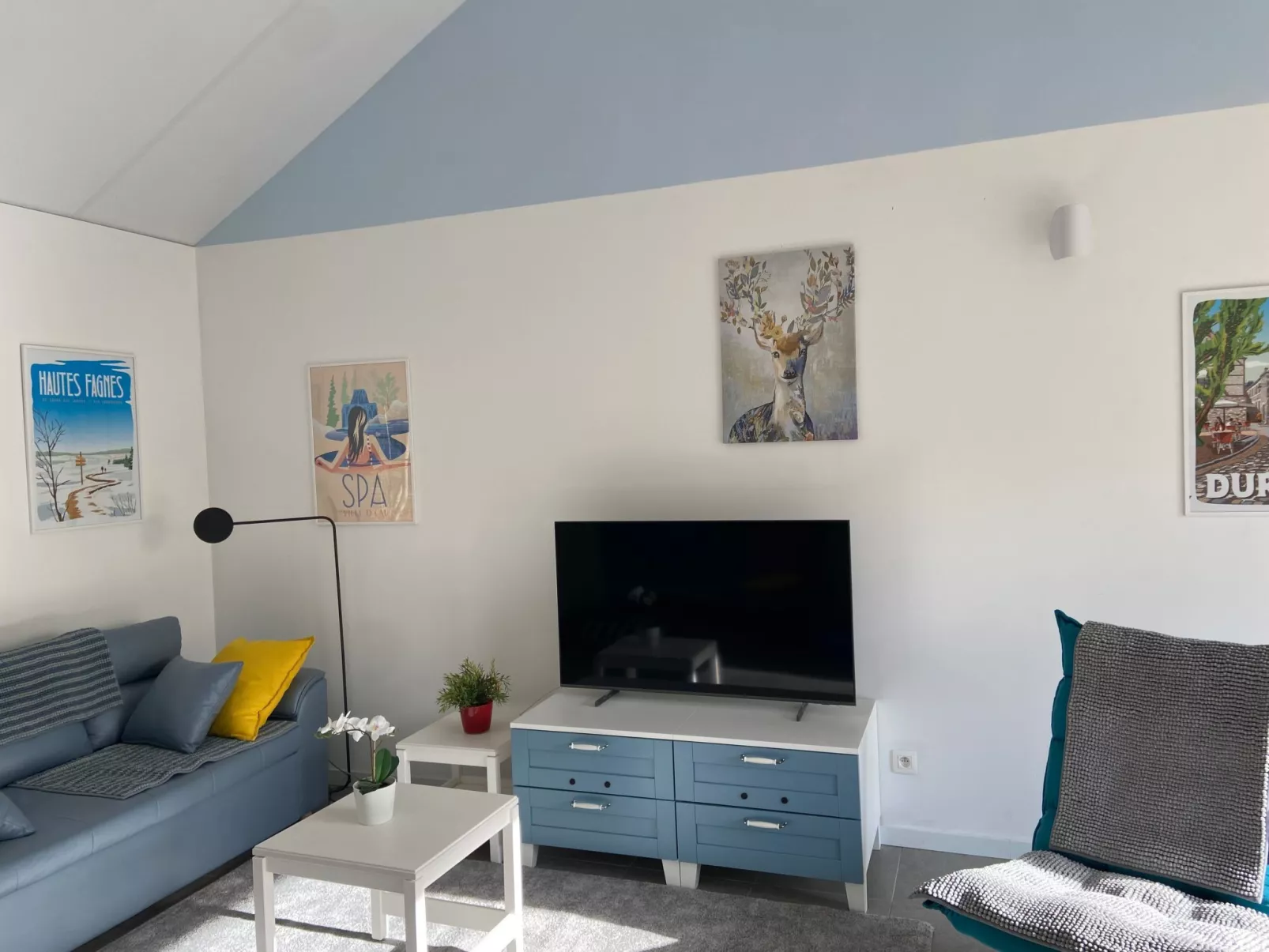 Modernes Chalet für 4 Personen in einem Waldpark - Drinnen