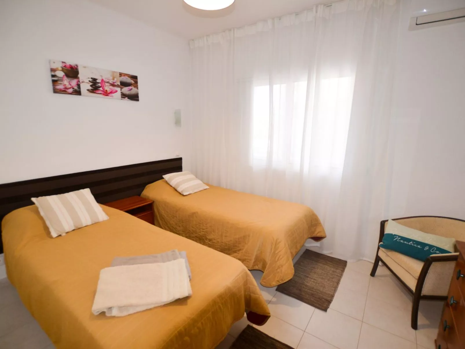 Wohnung mit Blick auf das Wasser - Inside