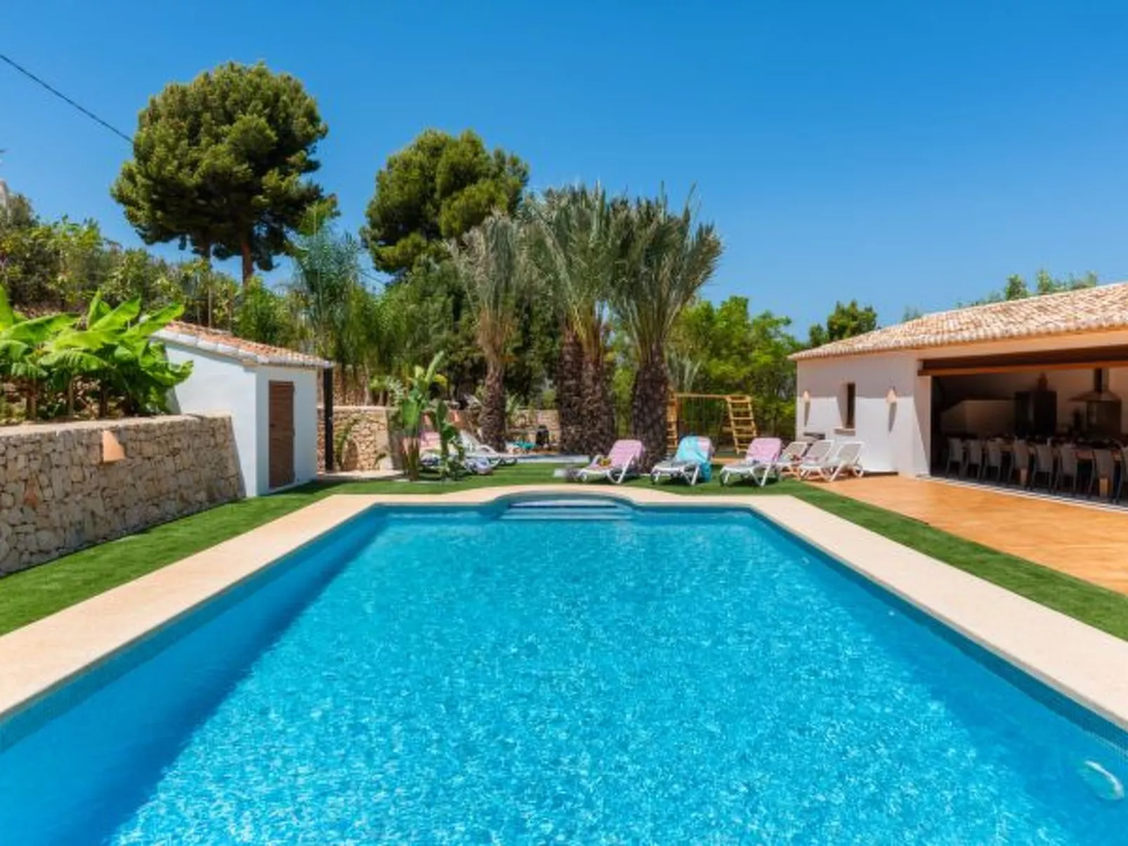 Villa Joan - PlusHolidays - Image-tags.info