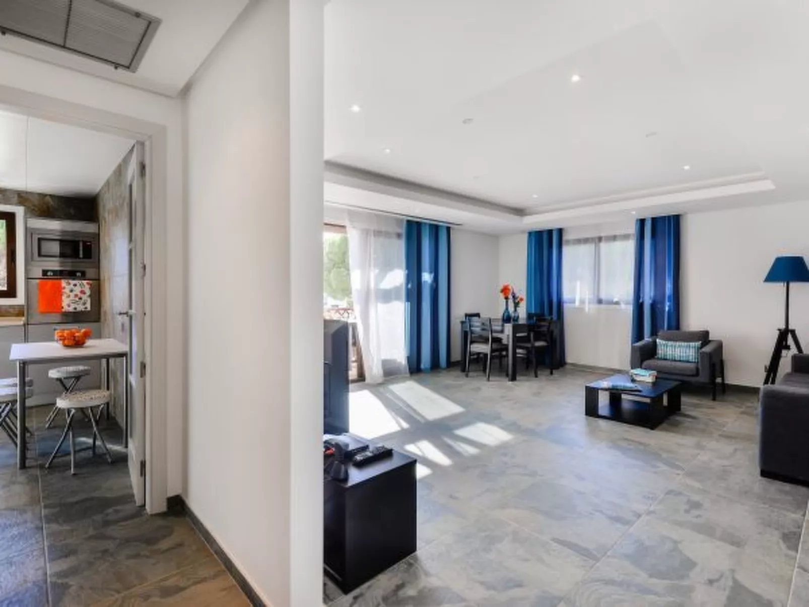 Falesia Beach A - Inside