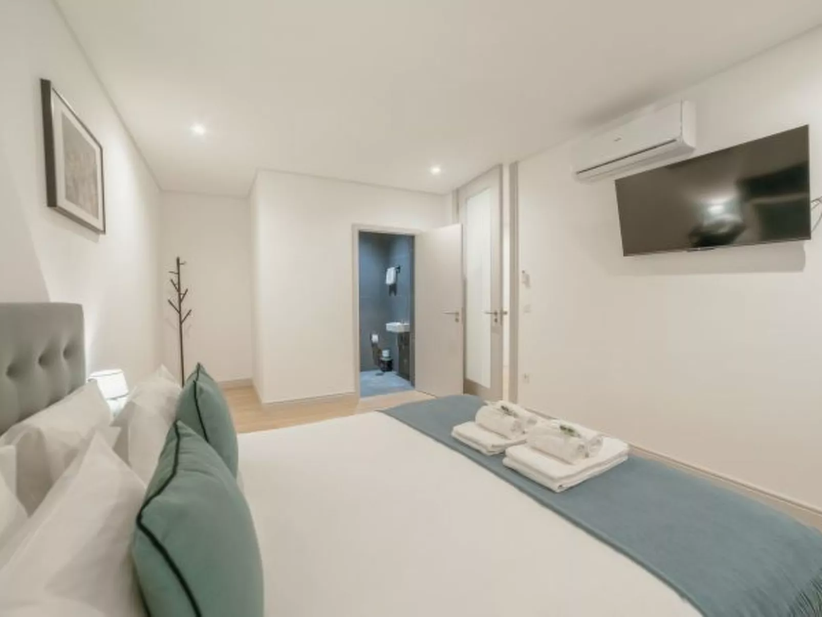 HEART OF PORTO APARTMENT G by VACATIONY - Dedans