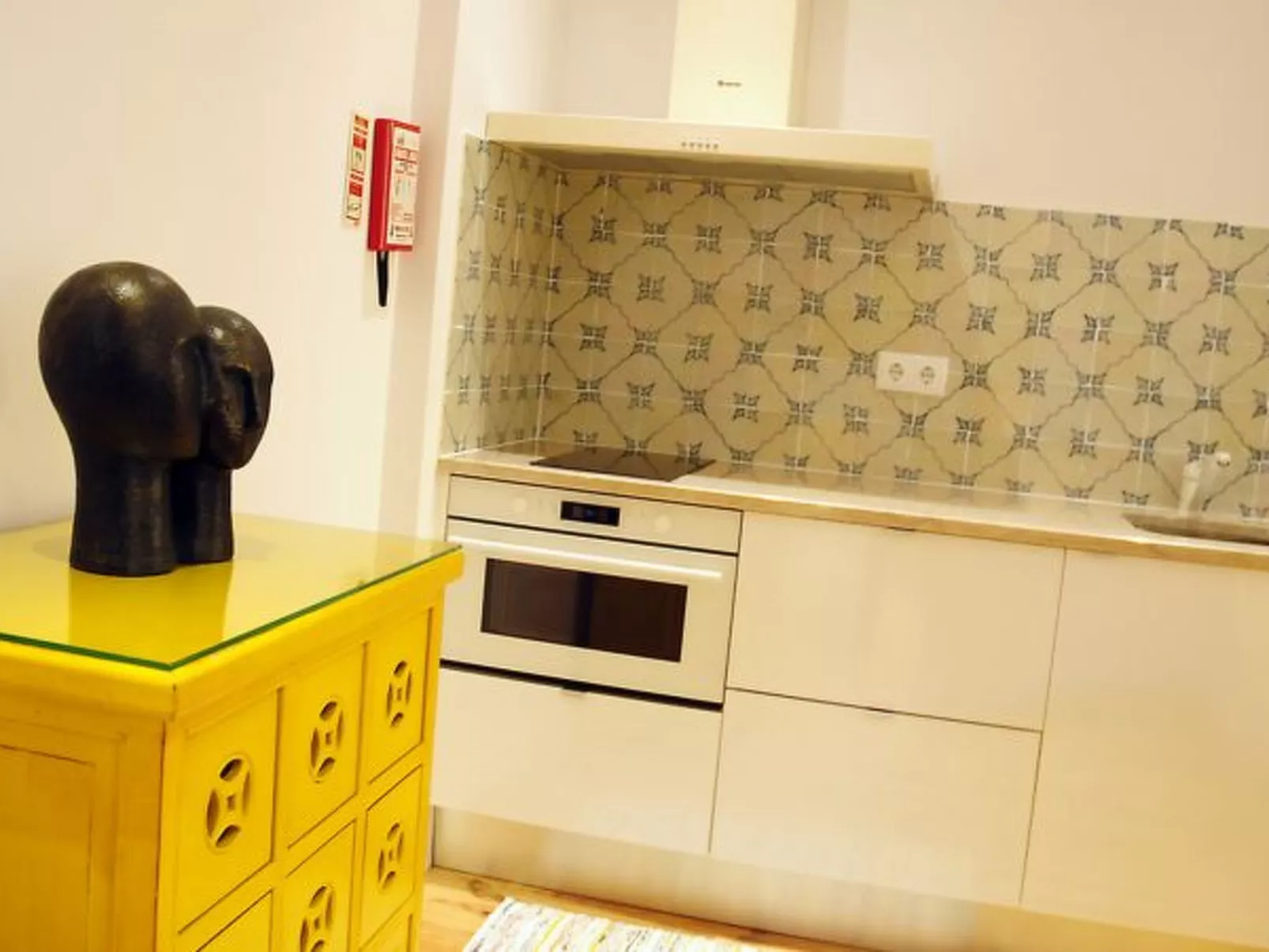 Sado Blue City&River Flats - Gal&aacute-pos - Inside