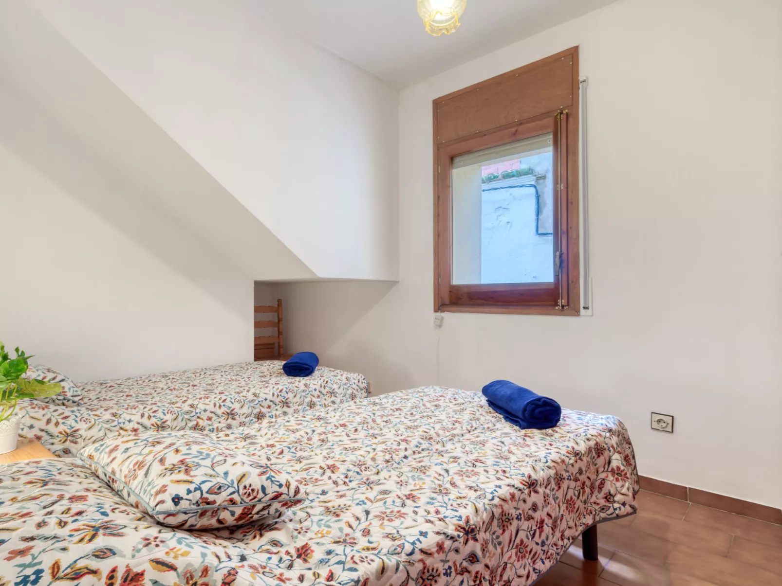 Centro peatonal Roses - Inside