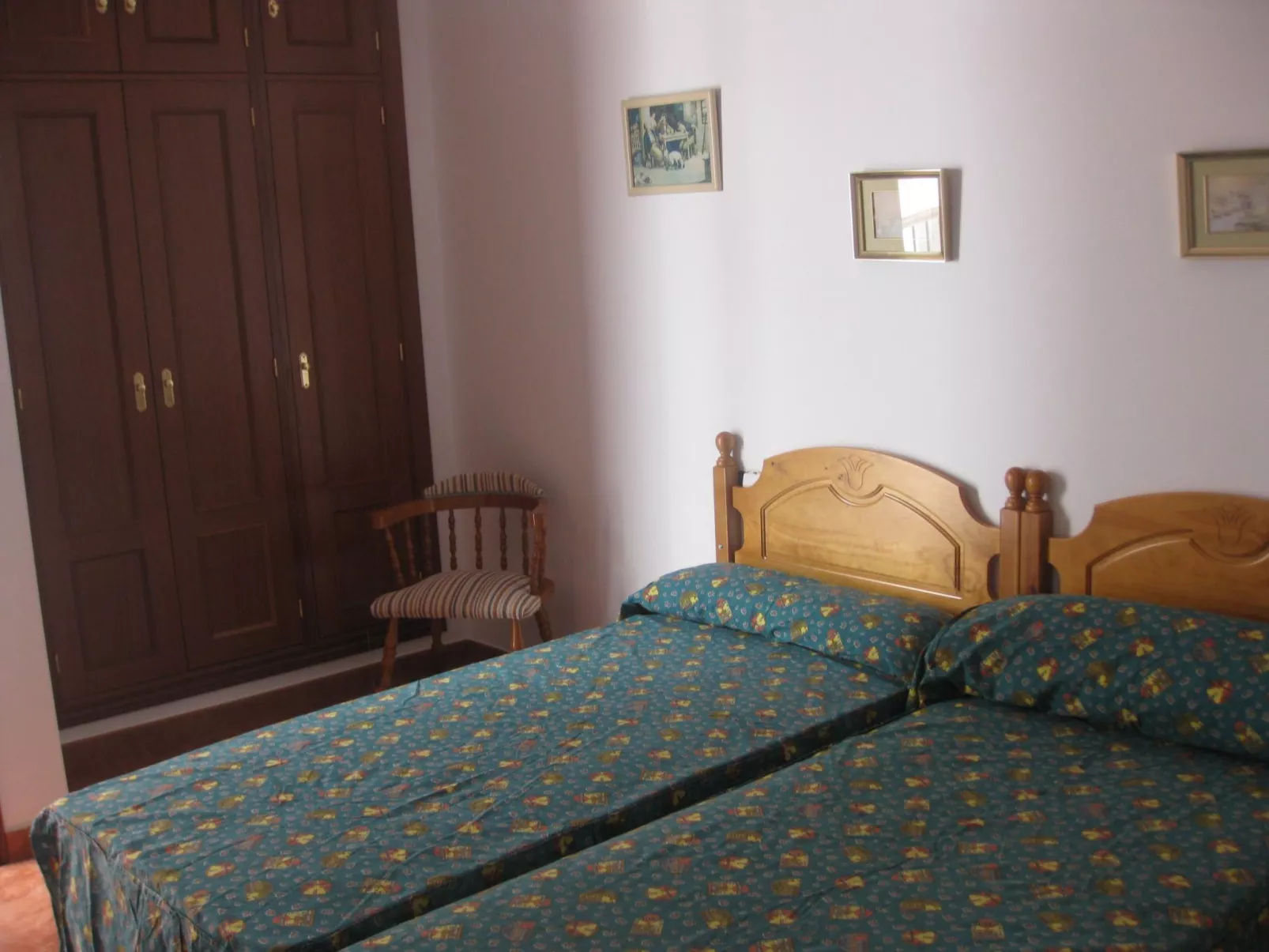 "Remedios" mit Terrasse - Drinnen