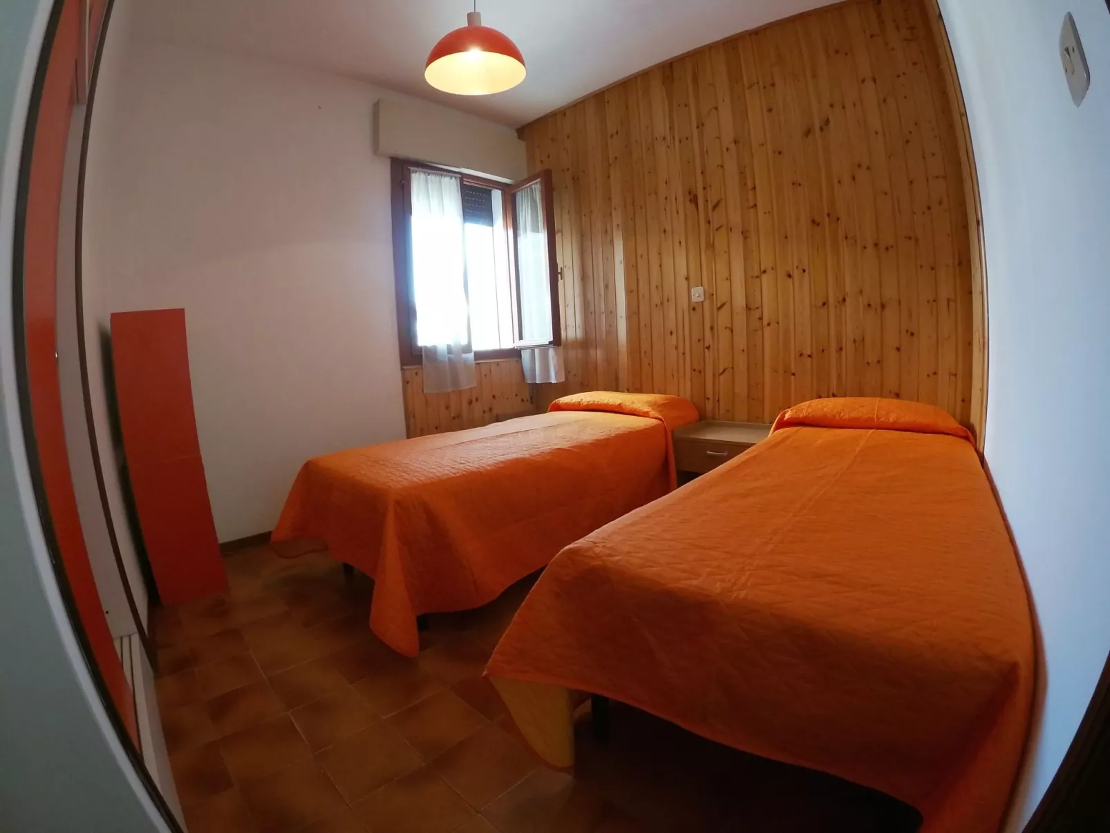 Dreizimmerwohnung Tata 98 50 m vom Meer entfernt - Image-tags.info