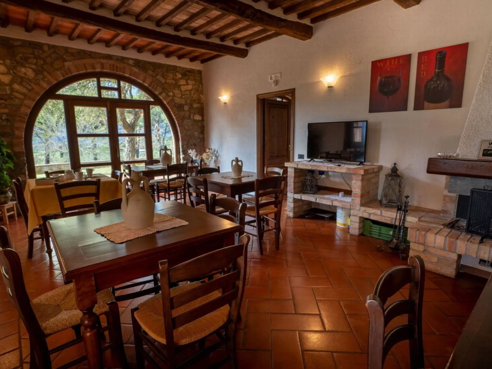 Sommer "Villa La Pierotta" - Inside