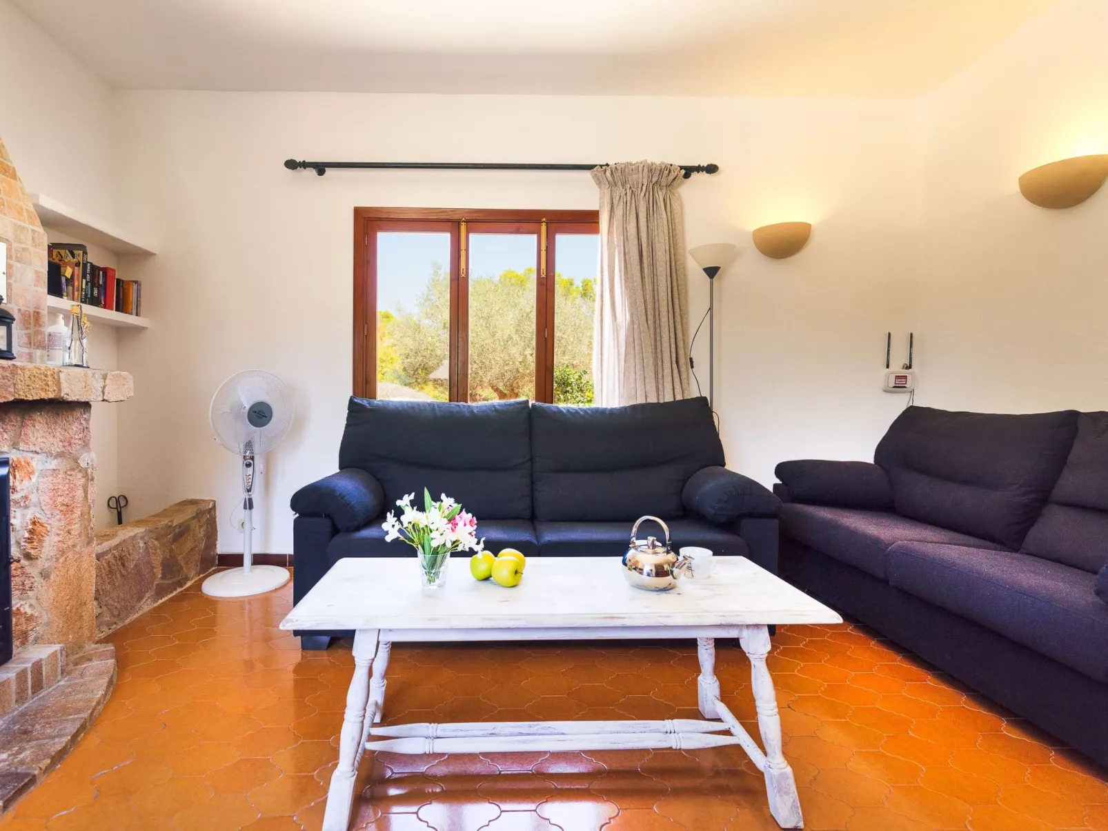 Villa S'Aguila, Es Cap Des Moro, Santanyí, 4 pax - Inside